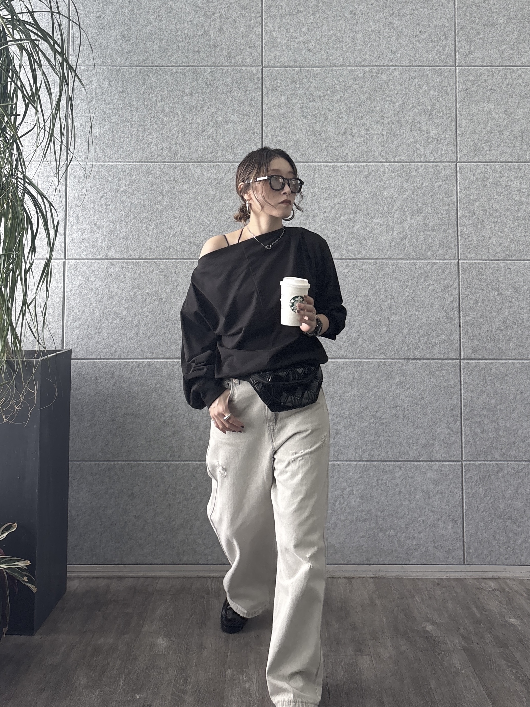 kotakiさんの「INDIVI｜裏毛オフショルカットソー」を使ったコーディネート