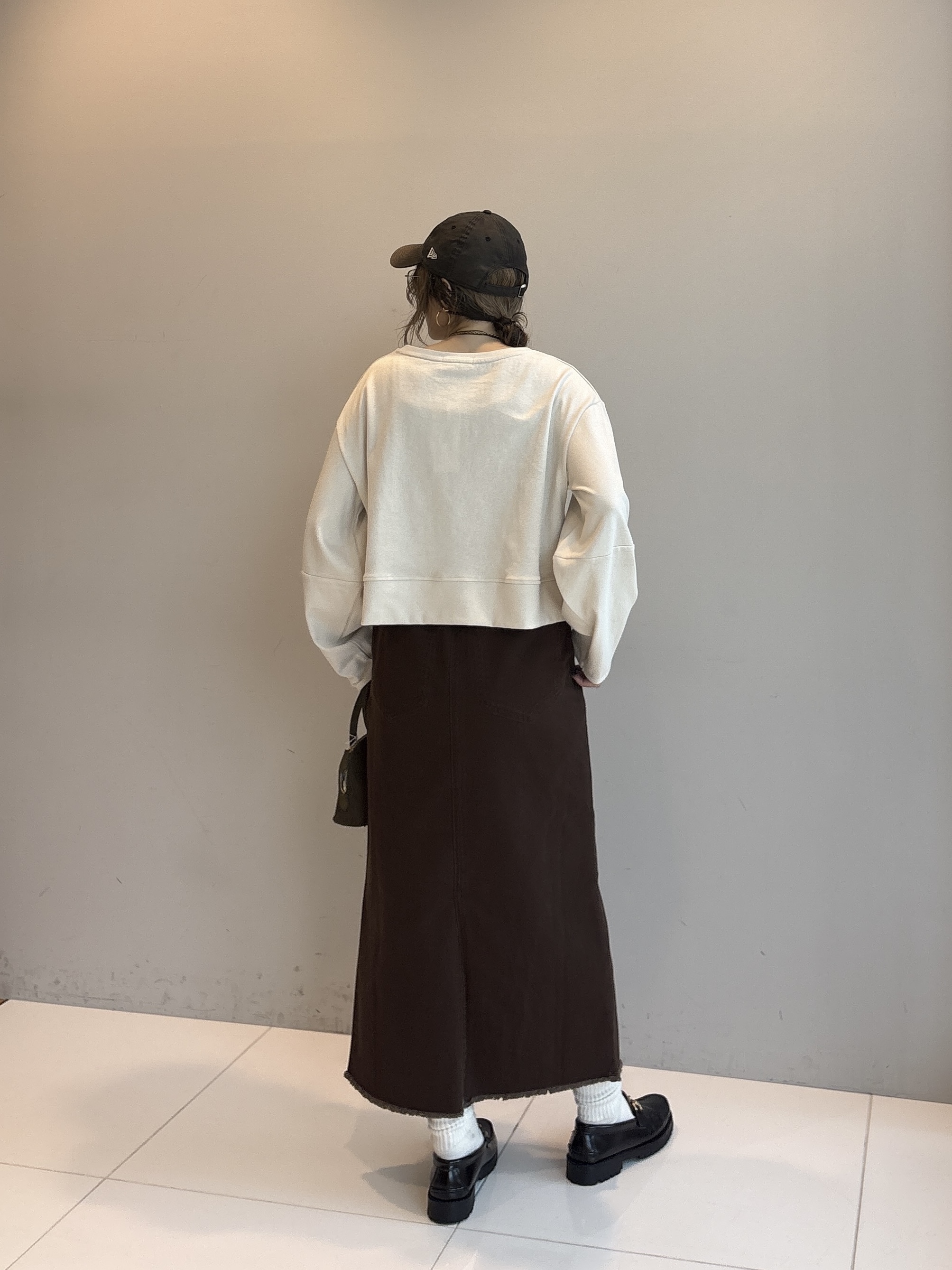 kotakiさんの「INDIVI｜ロングスリーブフォルムカットソー【洗える】」を使ったコーディネート