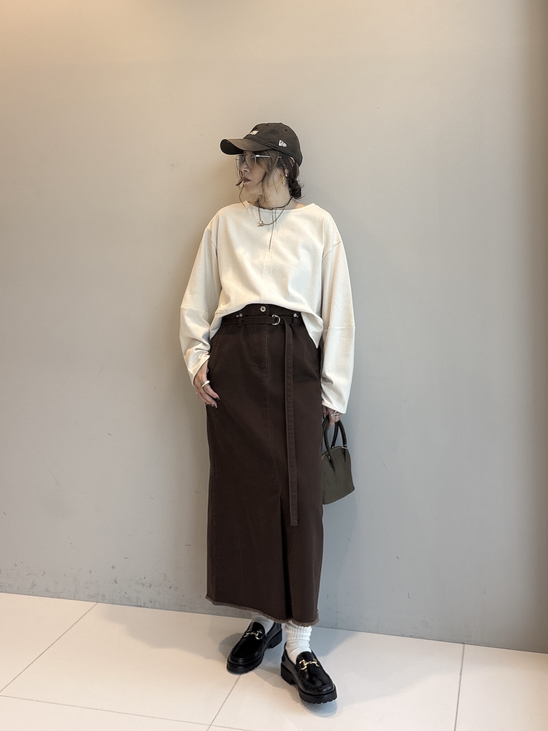 kotakiさんの「INDIVI｜ロングスリーブフォルムカットソー【洗える】」を使ったコーディネート