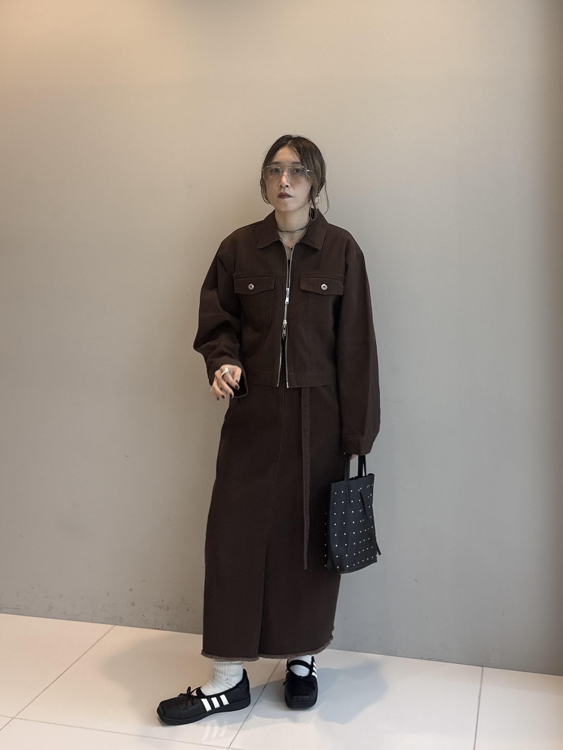 kotakiさんの「INDIVI｜ダブルジップデニムブルゾン【LIVE紹介／上枝みどりさん着用／セットアップ可能】」を使ったコーディネート
