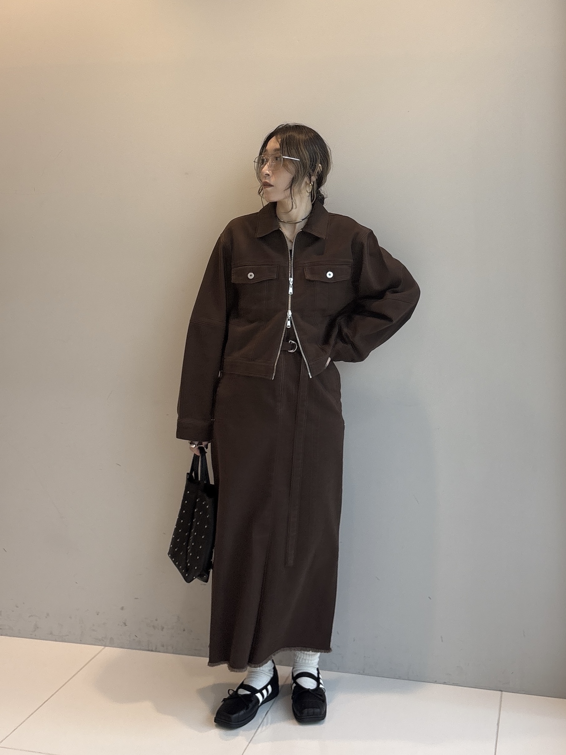 kotakiさんの「INDIVI｜ダブルジップデニムブルゾン【LIVE紹介／上枝みどりさん着用／セットアップ可能】」を使ったコーディネート