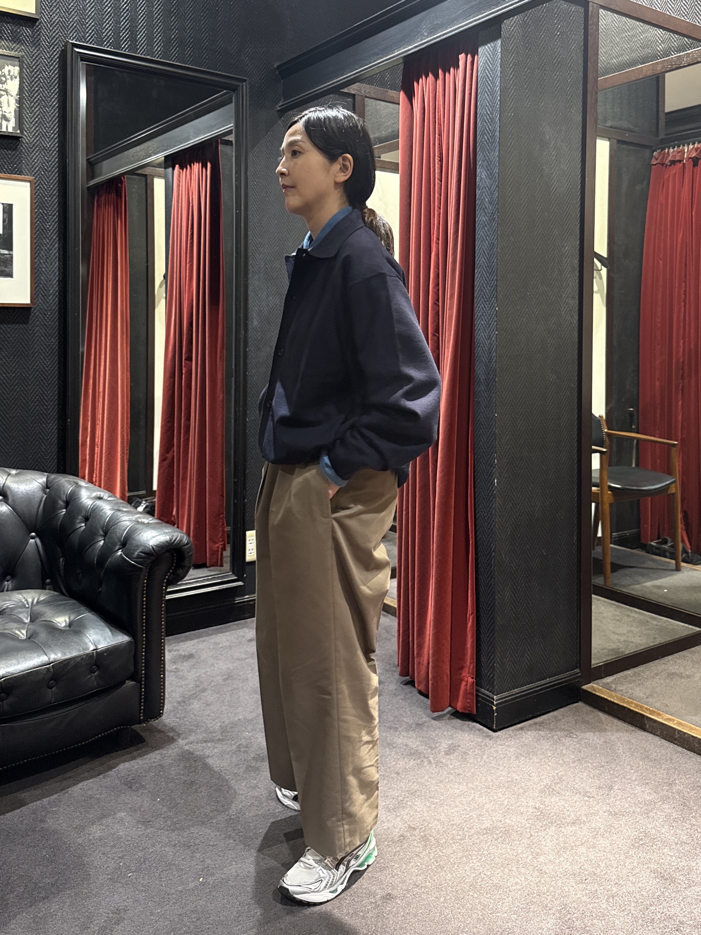 神野（jinno）さんの「TAKEO KIKUCHI｜ニット シャツ カーディガン」を使ったコーディネート