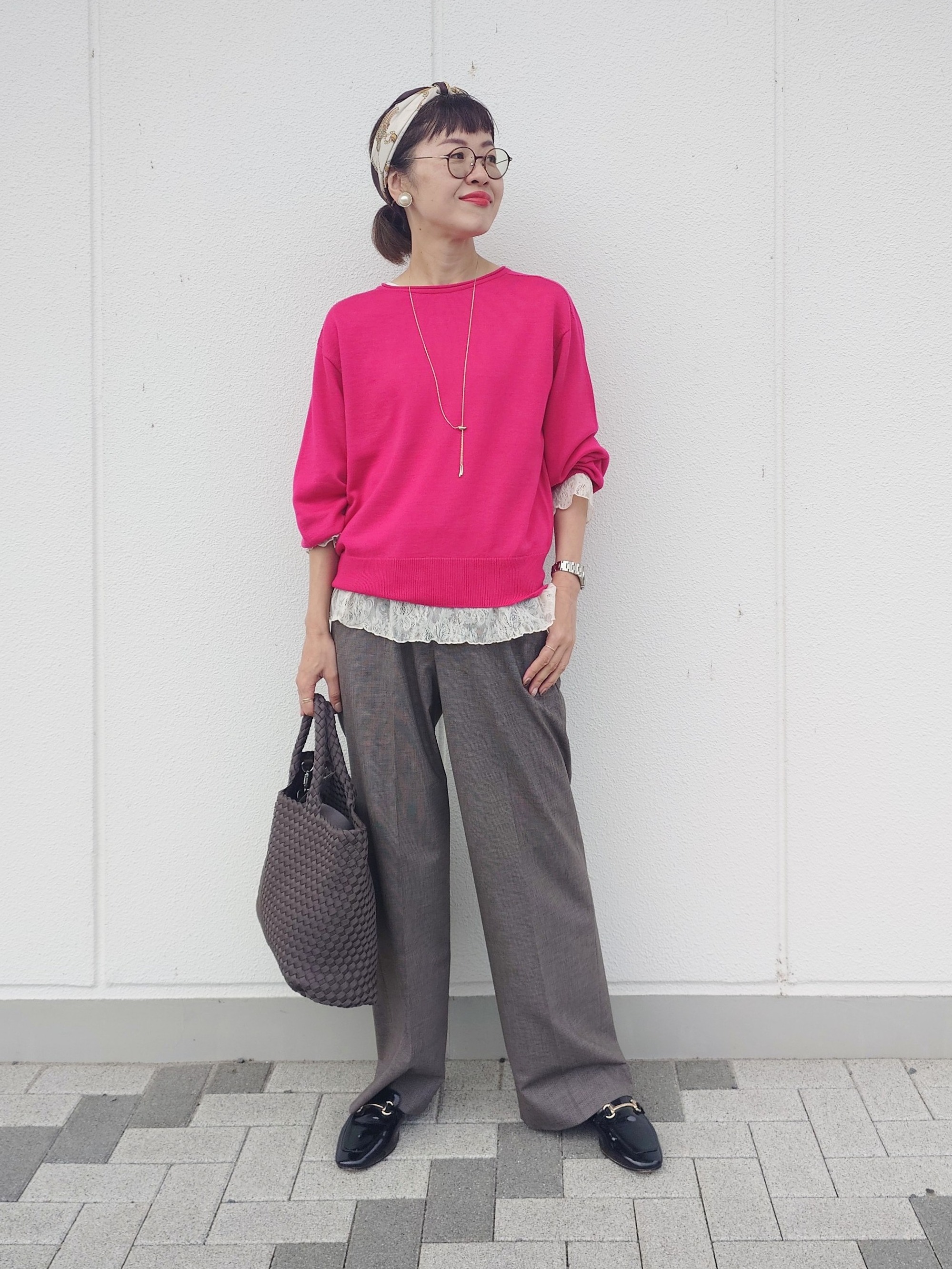 MUTSUKOさんの「UNTITLED｜【大人の抜け感/8色展開】ボリュームスリーブニットプルオーバー」を使ったコーディネート