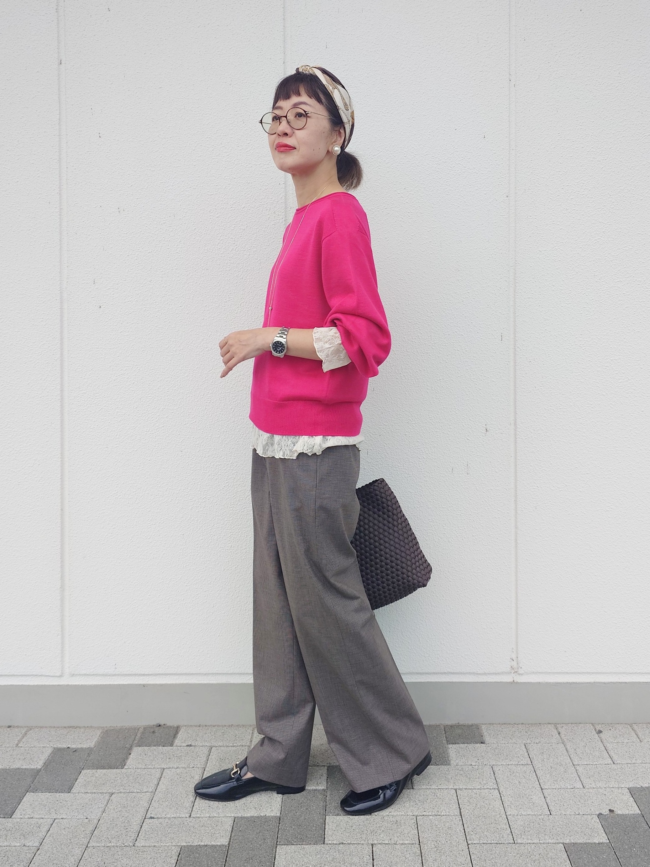 MUTSUKOさんの「UNTITLED｜【大人の抜け感/8色展開】ボリュームスリーブニットプルオーバー」を使ったコーディネート