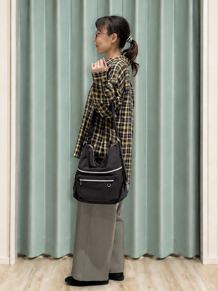 まつみさんの「SHOO･LA･RUE｜【洗濯後しわになりにくい/S-LL】気分で選ぶ 大人のデイリー使いに ベーシックシャツ」を使ったコーディネート