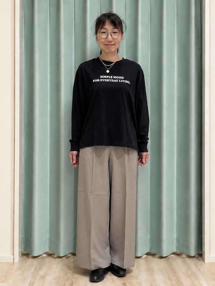 まつみさんの「SHOO･LA･RUE｜【洗濯後しわになりにくい/S-LL】気分で選ぶ 大人のデイリー使いに ベーシックシャツ」を使ったコーディネート