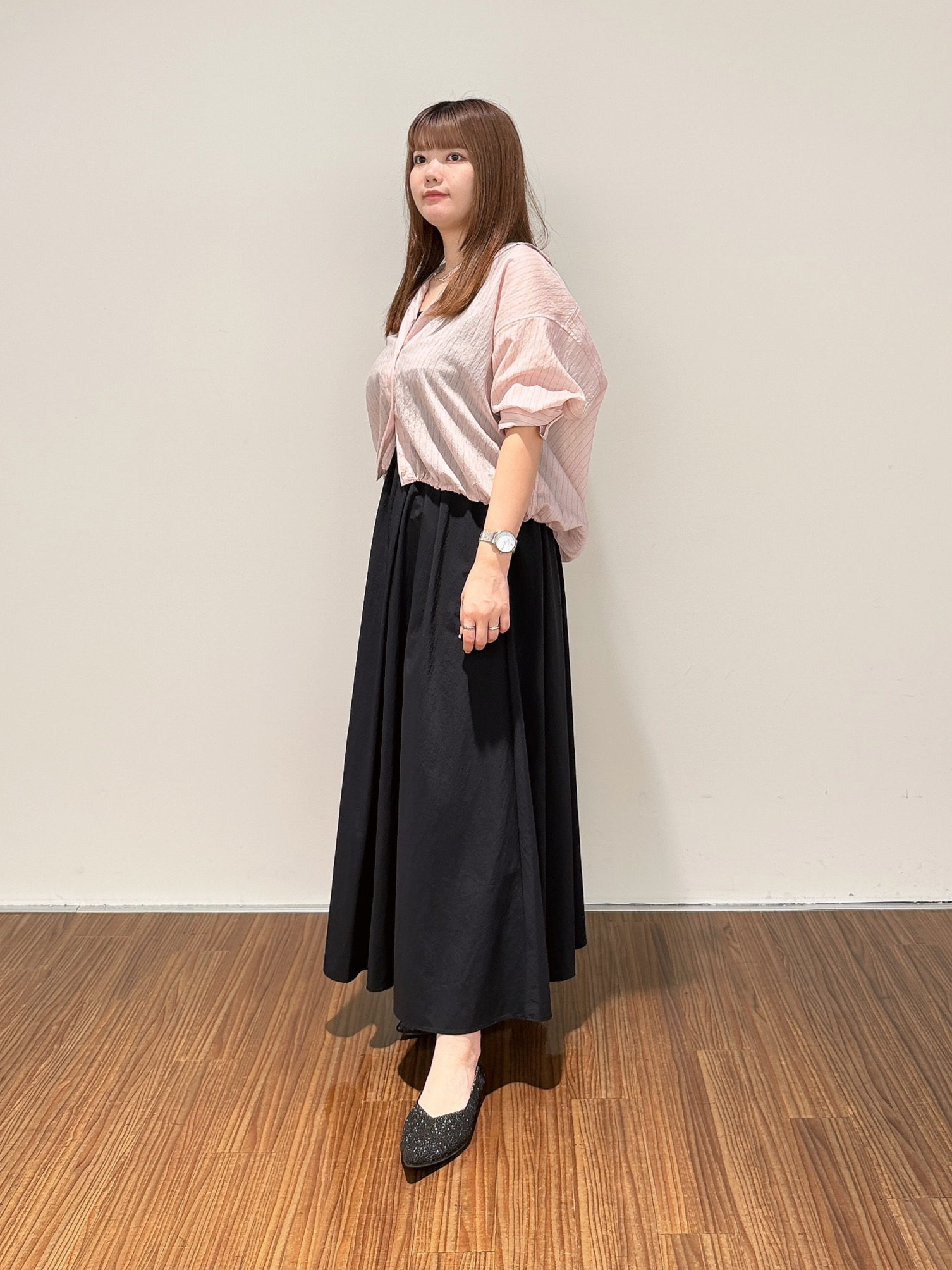 emikaさんの「INDIVI｜【シアー／7分袖】体型カバーゆったりシャツ」を使ったコーディネート