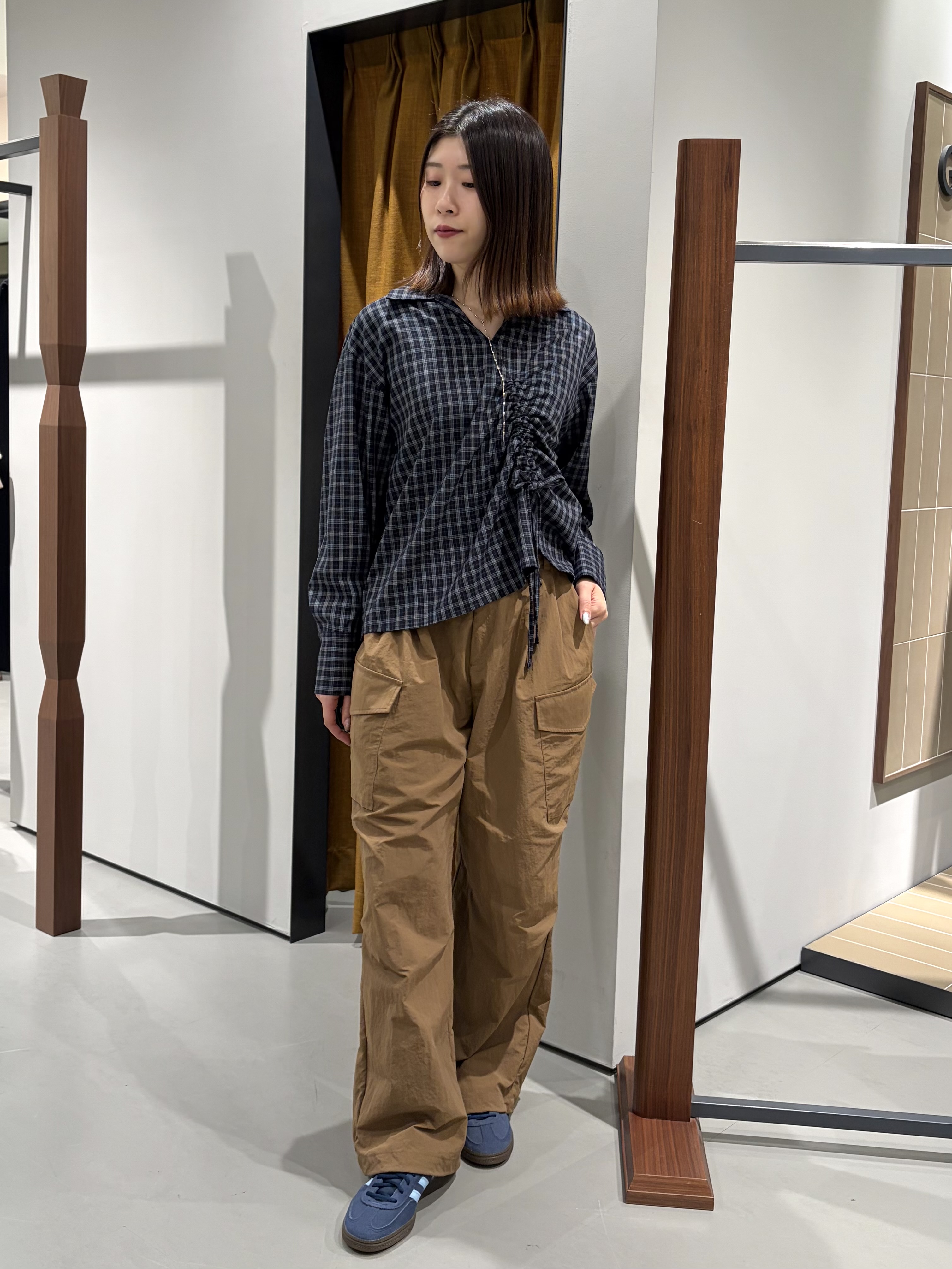 amiさんの「INDIVI｜ラインロングネックレス」を使ったコーディネート