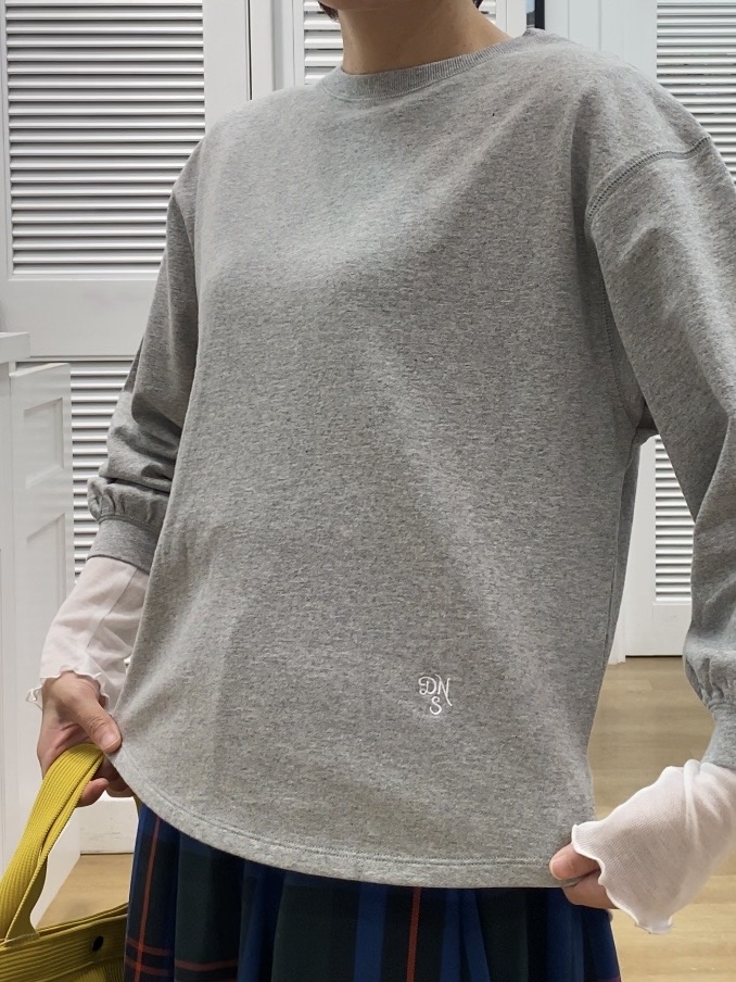Hamaさんの「Dessin｜【洗える/7色展開/XS-L】バックヘンリーミニ裏毛 長袖」を使ったコーディネート