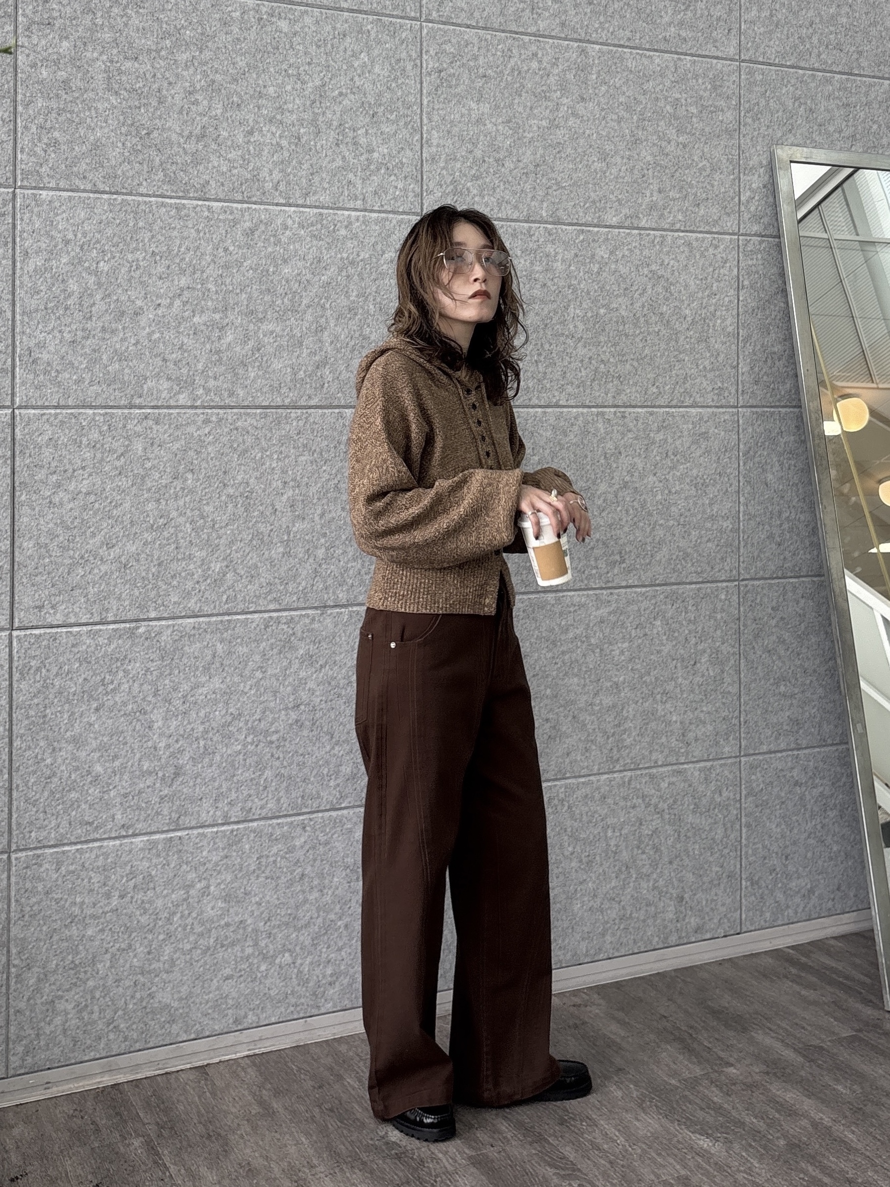 kotakiさんの「INDIVI｜フーディニットカーディガン【LIVE紹介／上枝みどりさん着用】」を使ったコーディネート