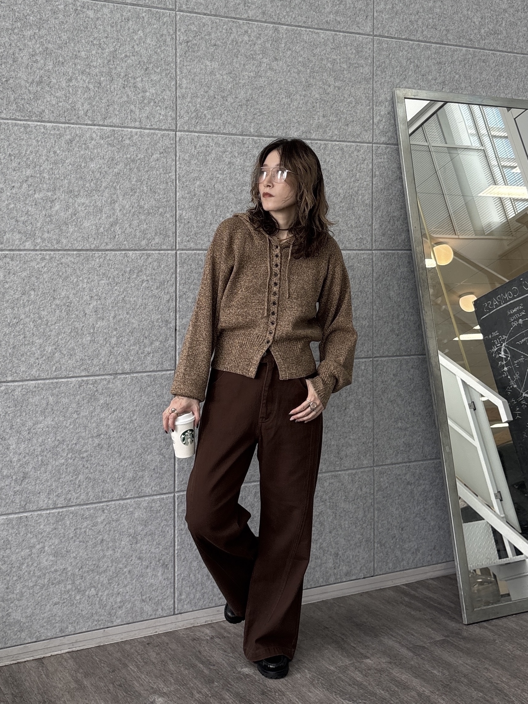 kotakiさんの「INDIVI｜フーディニットカーディガン【LIVE紹介／上枝みどりさん着用】」を使ったコーディネート
