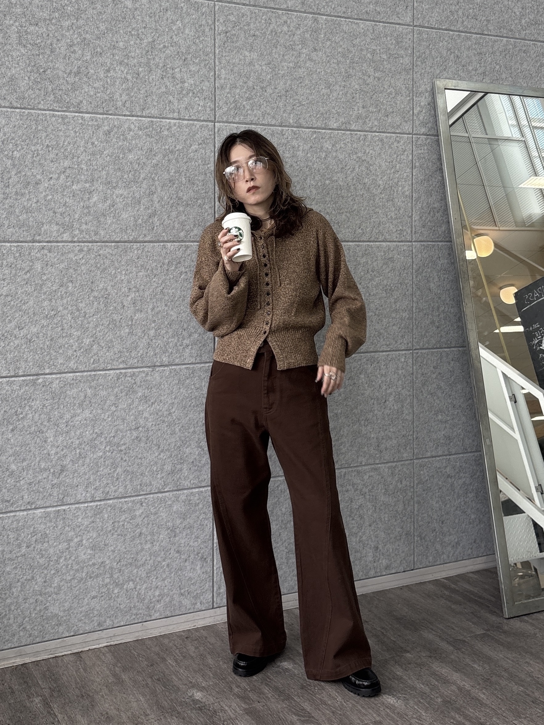 kotakiさんの「INDIVI｜フーディニットカーディガン【LIVE紹介／上枝みどりさん着用】」を使ったコーディネート