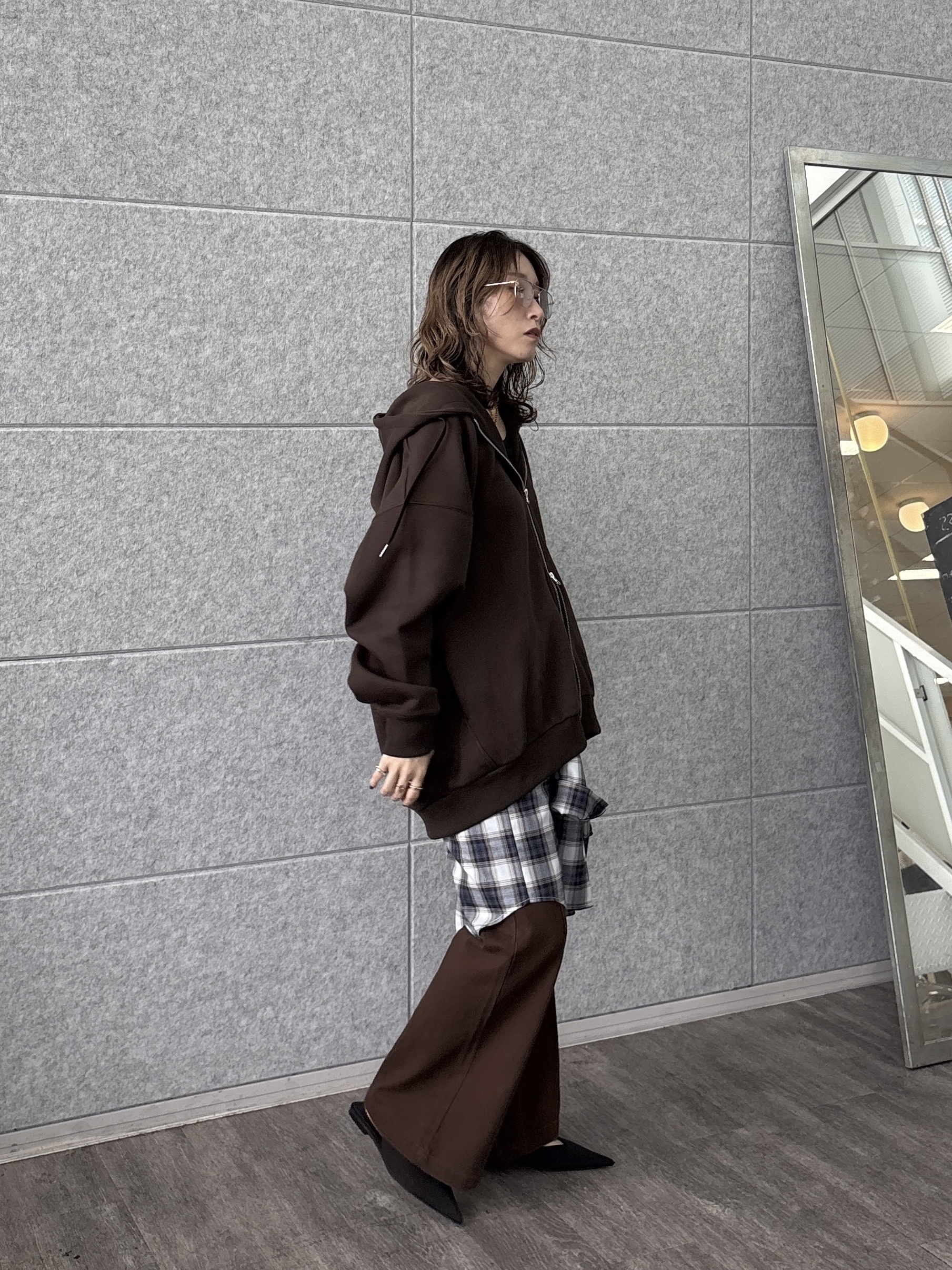 kotakiさんの「INDIVI｜ダンボールパーカー」を使ったコーディネート