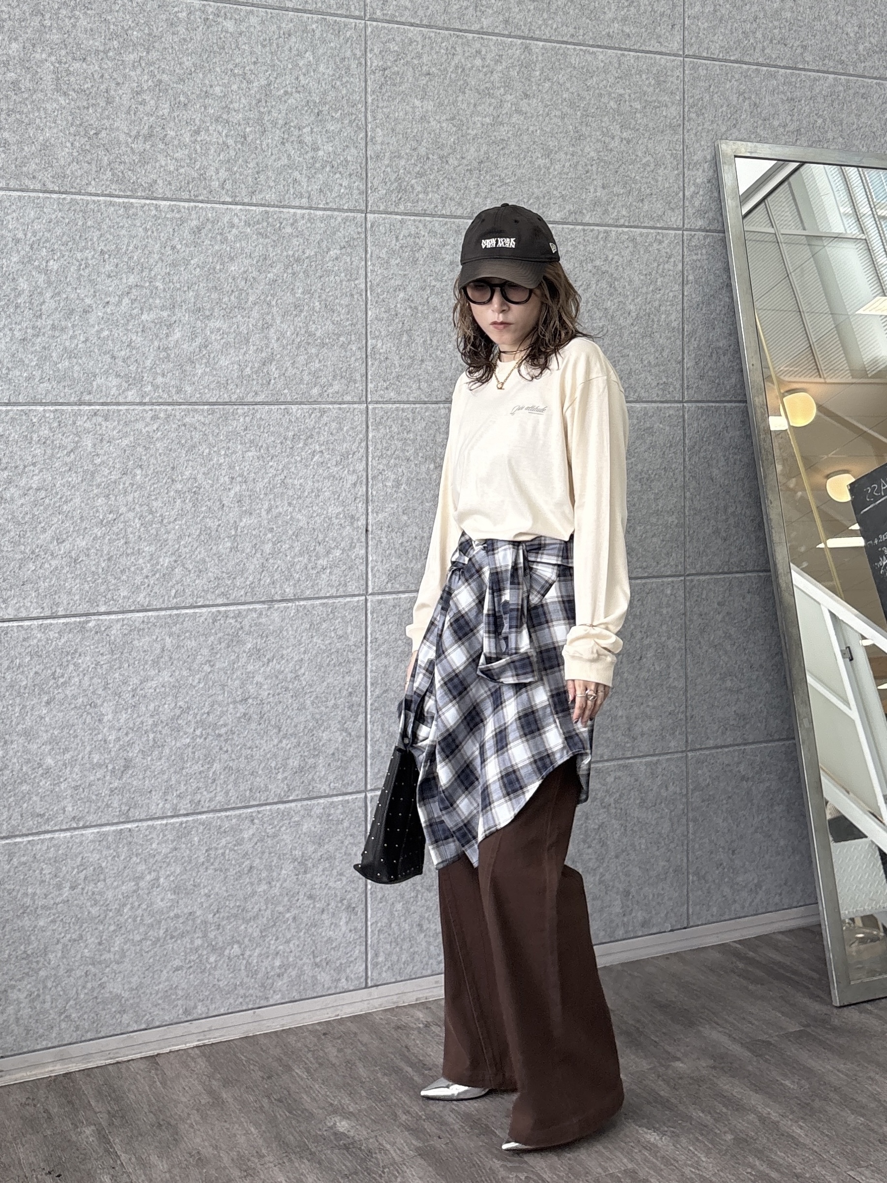 kotakiさんの「INDIVI｜ワンポイントロゴロンT【LIVE紹介／上枝みどりさん着用】」を使ったコーディネート