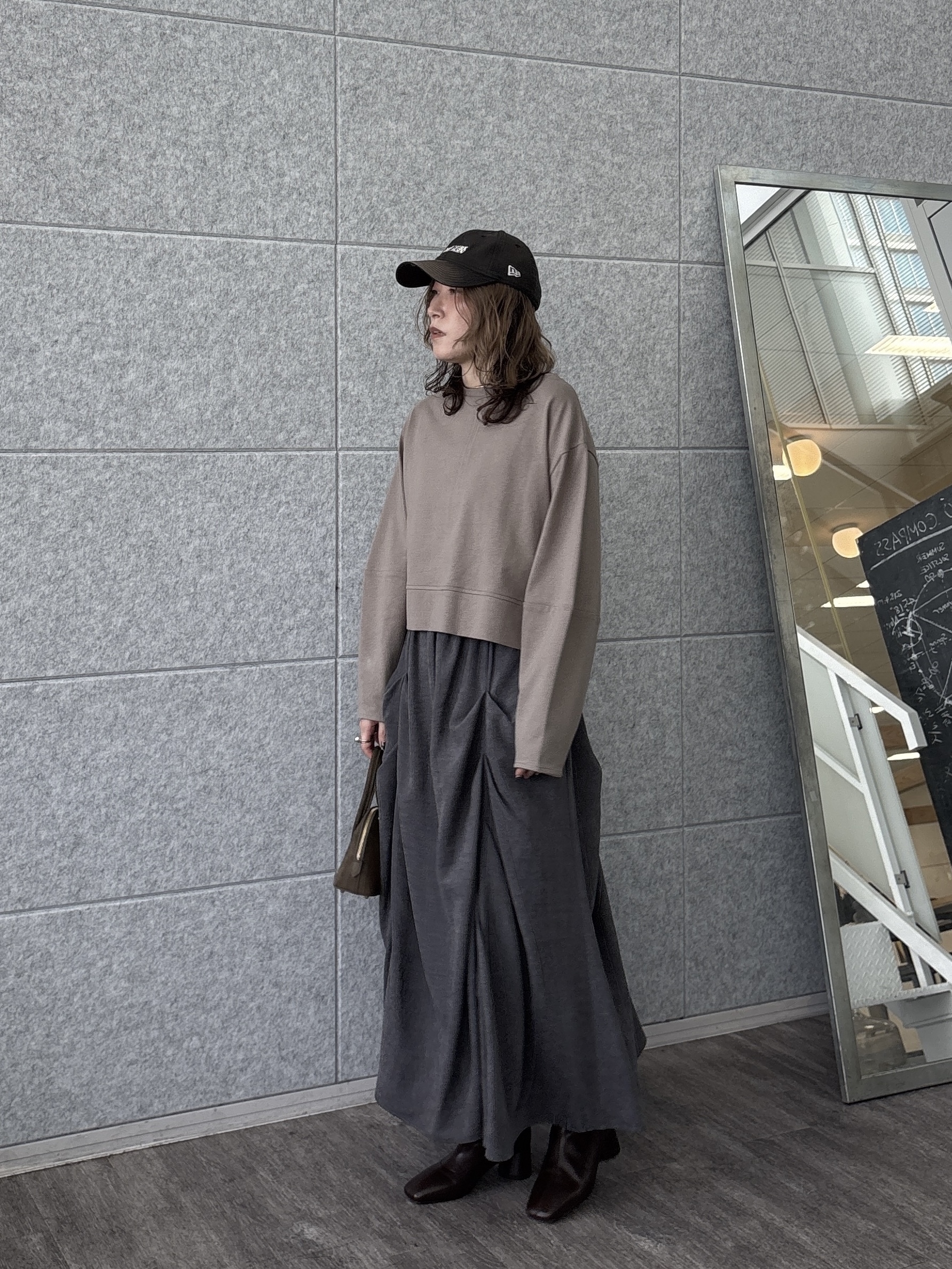 kotakiさんの「INDIVI｜ロングスリーブフォルムカットソー【洗える】」を使ったコーディネート