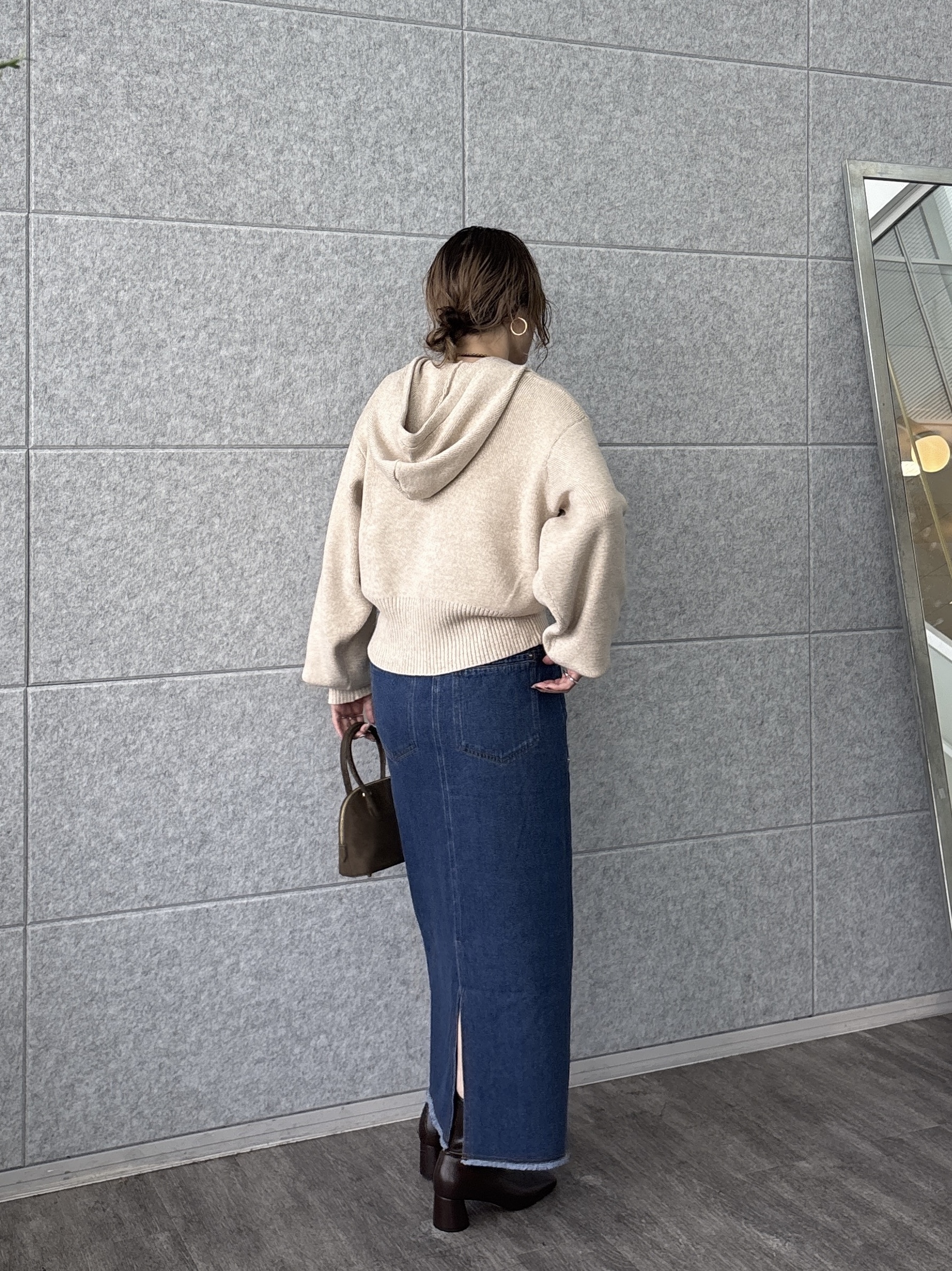 kotakiさんの「INDIVI｜フーディニットカーディガン【LIVE紹介／上枝みどりさん着用】」を使ったコーディネート