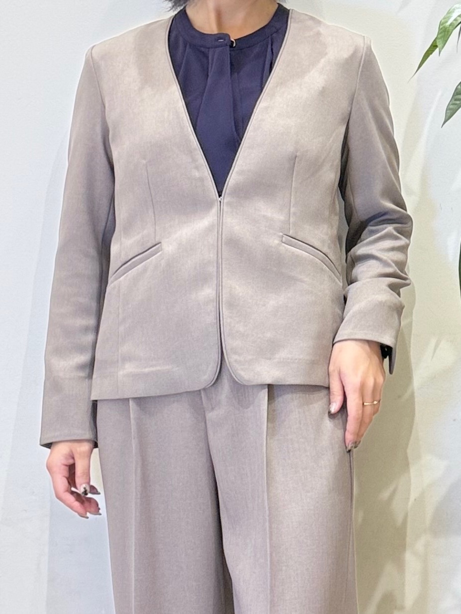 misakiさんの「SHOO･LA･RUE｜【セットアップ可/通勤/洗濯機可/SS-LL】女性らしく決まる カラーレスジャケット」を使ったコーディネート