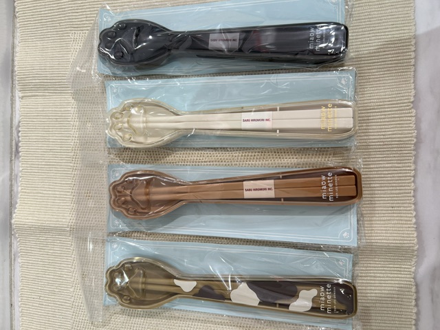 ゆきのさんの「212 KITCHEN STORE｜にゃお にくきゅうワンタッチランチ BK」を使ったコーディネート