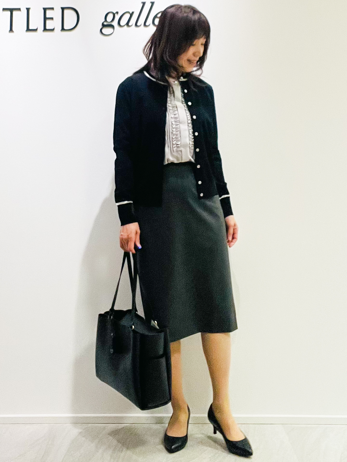 めいさんの「UNTITLED｜【アンサンブル可能/秋羽織り】コンパクトニットカーディガン」を使ったコーディネート