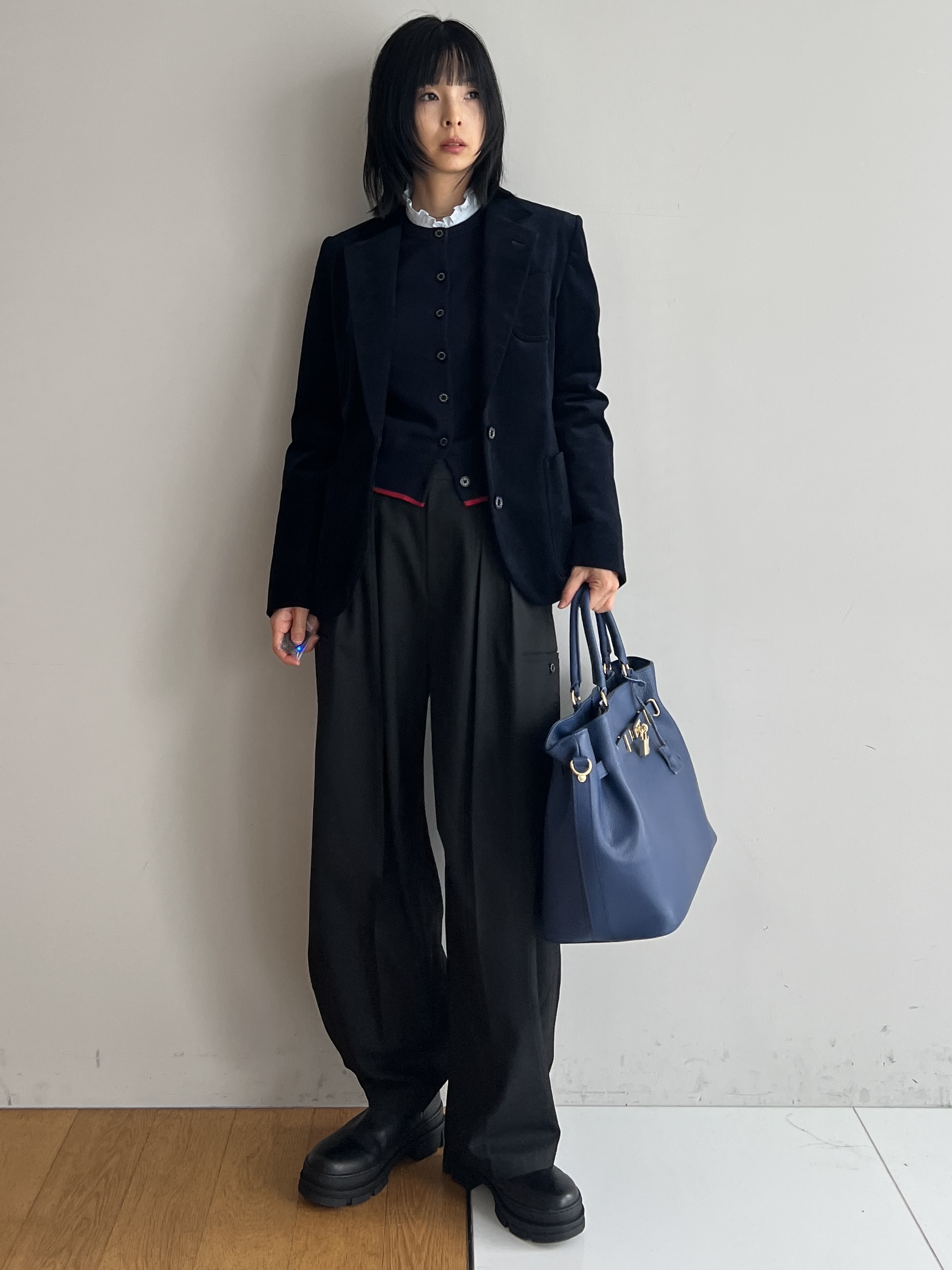 misaさんの「DRESSTERIOR｜カービー カーゴパンツ」を使ったコーディネート