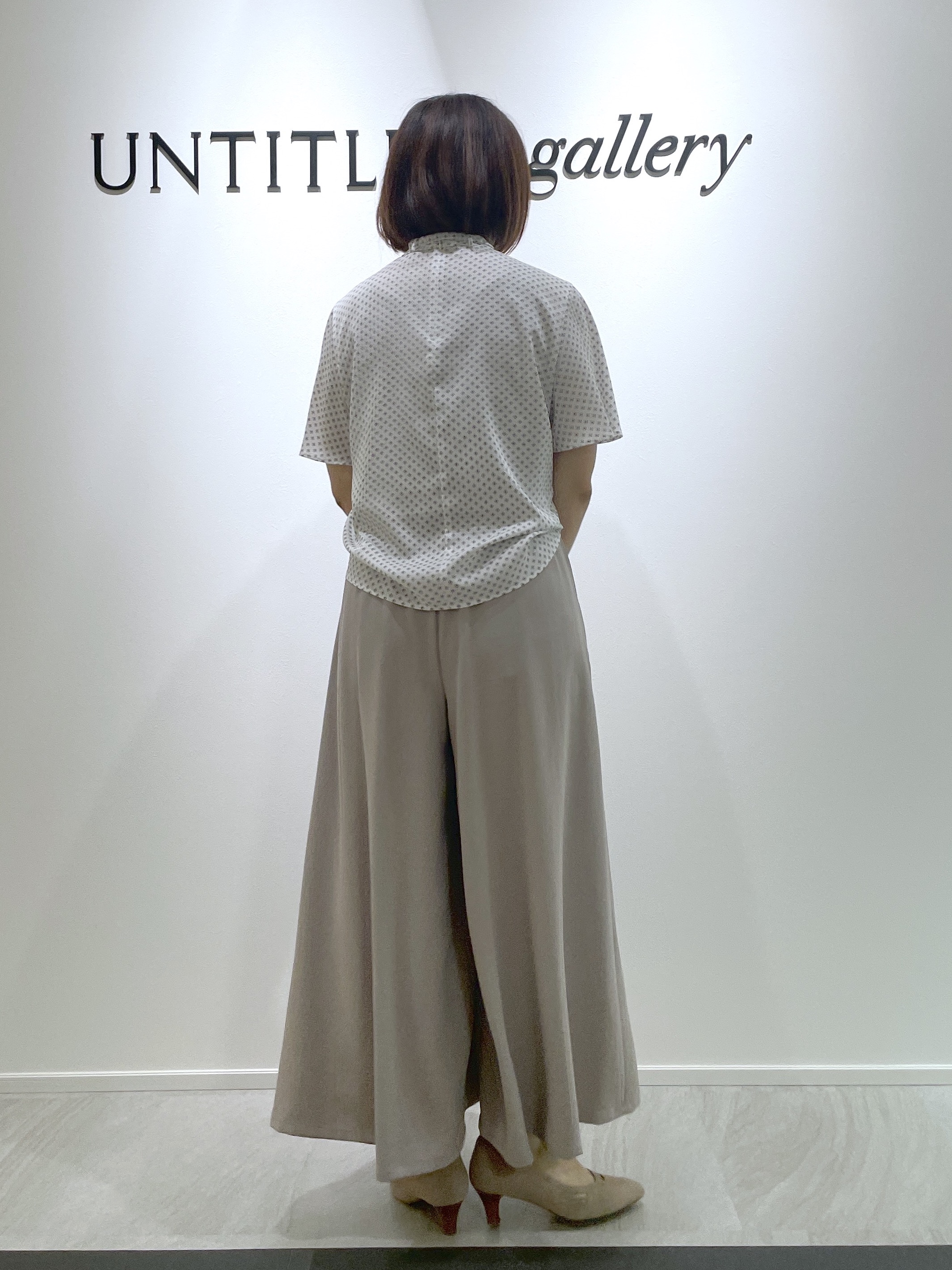 hanaさんの「UNTITLED｜【通勤オフィス/スーツインナー】ダイヤジオメプリントブラウス」を使ったコーディネート