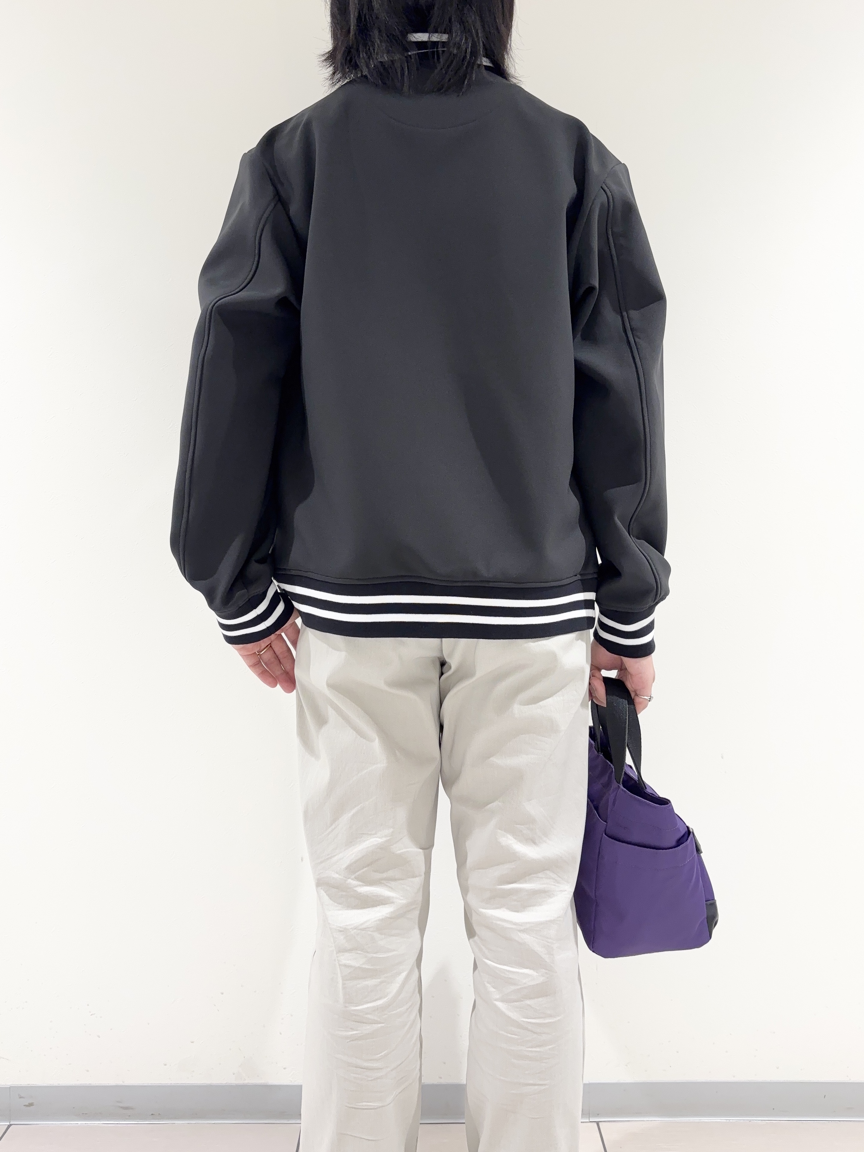 及川さんの「TAKEO KIKUCHI｜【BOWLER HAT LABEL】ダウンファブリック トラックジャケット」を使ったコーディネート