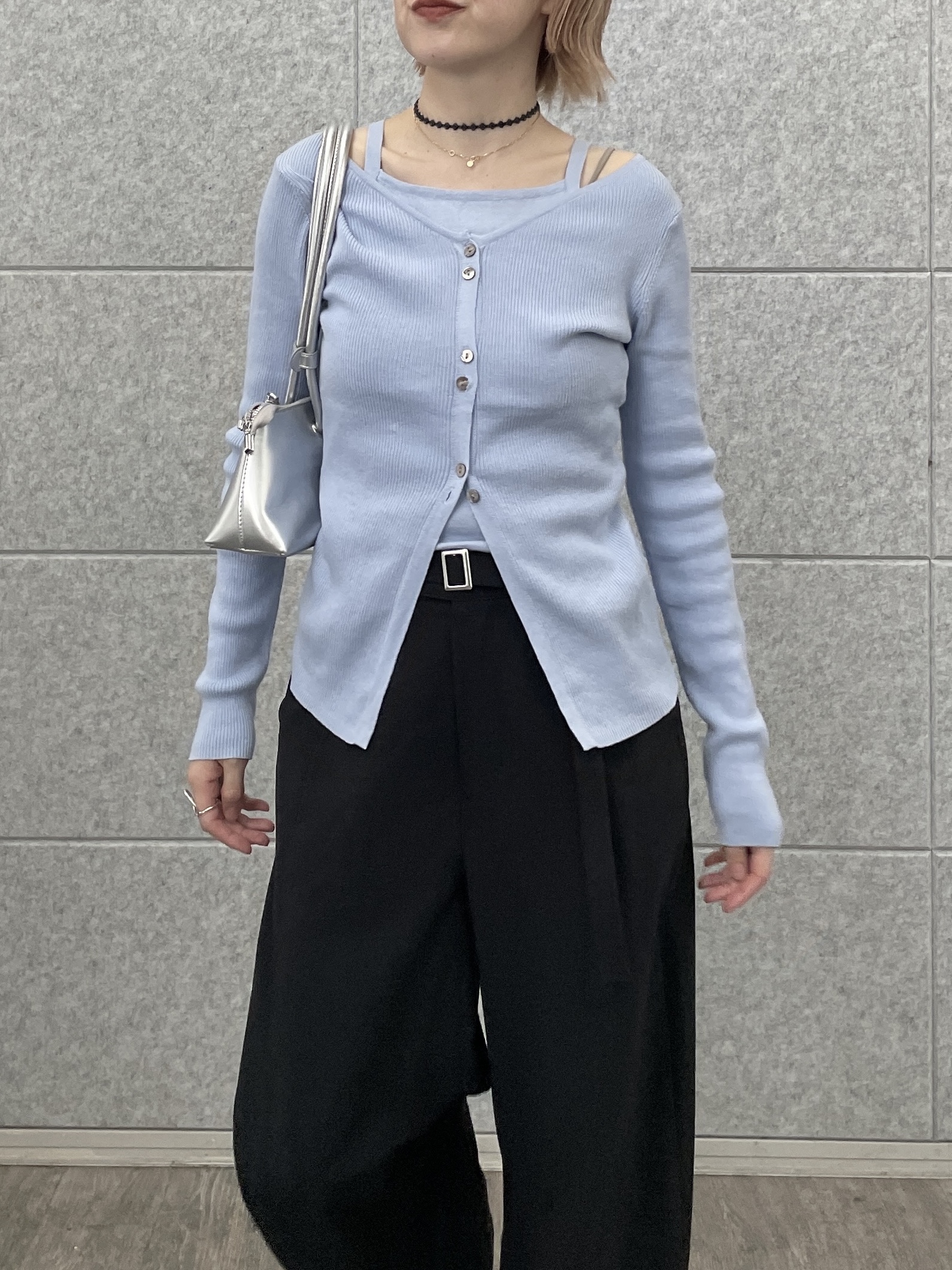 mikuさんの「INDIVI｜ベルト付きバレルパンツ」を使ったコーディネート