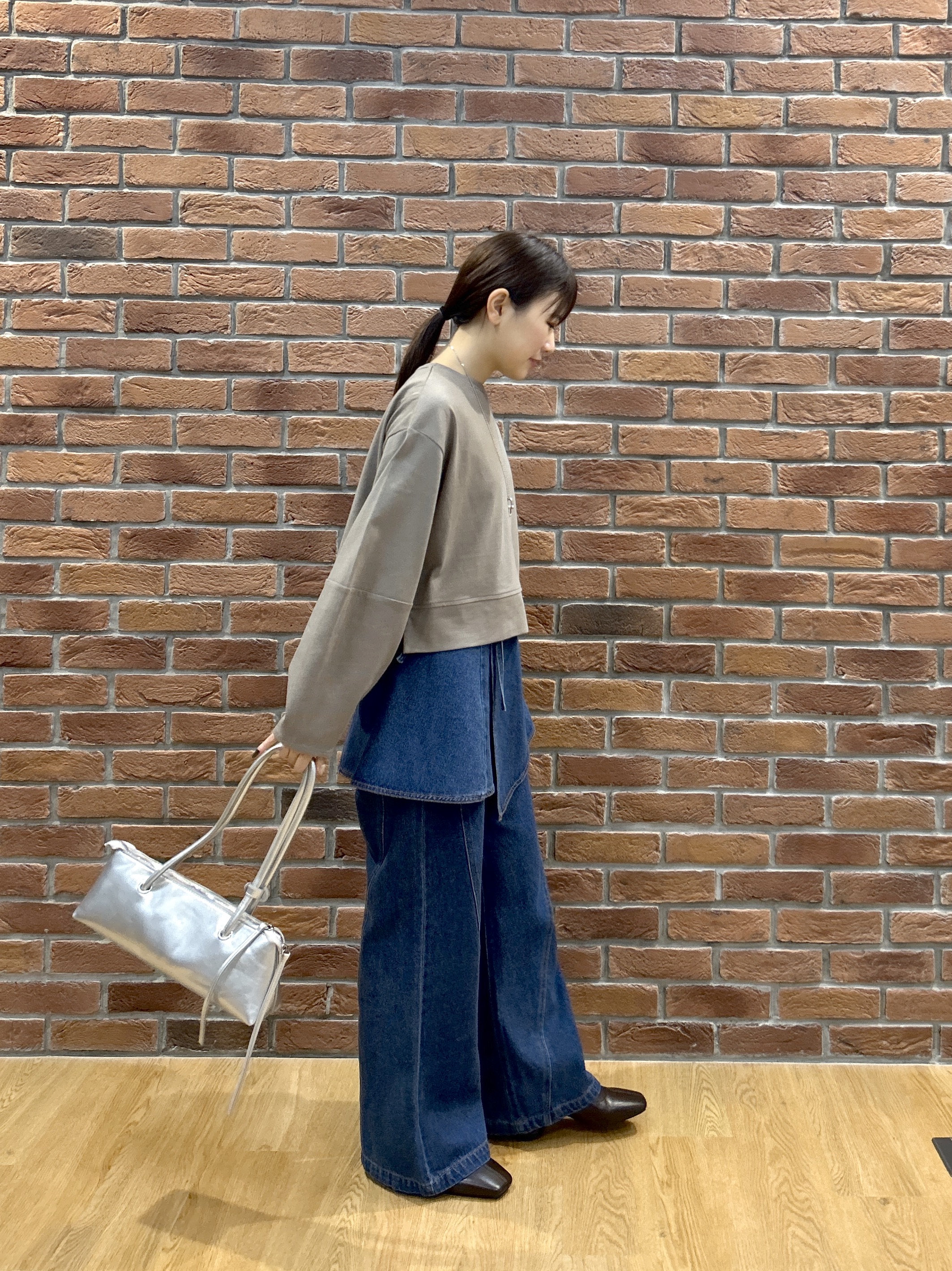 Renoさんの「INDIVI｜ロングスリーブフォルムカットソー【洗える】」を使ったコーディネート