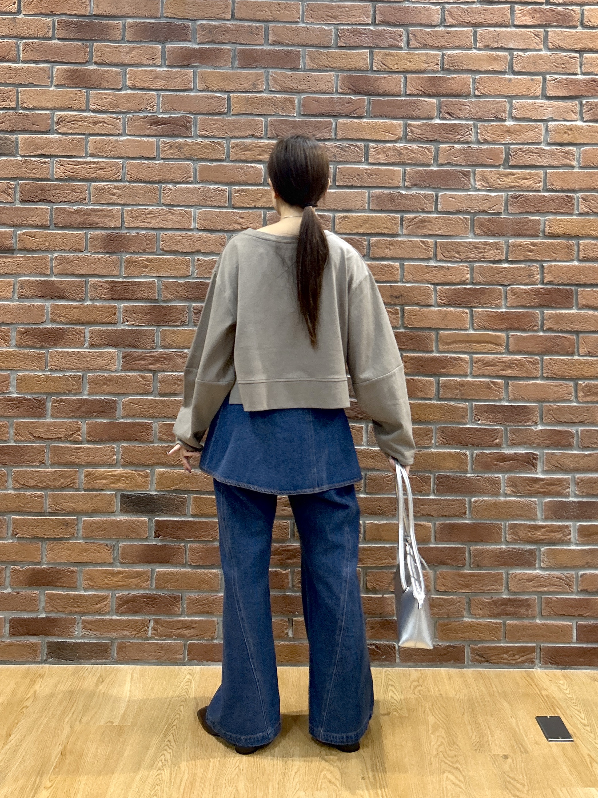 Renoさんの「INDIVI｜ロングスリーブフォルムカットソー【洗える】」を使ったコーディネート