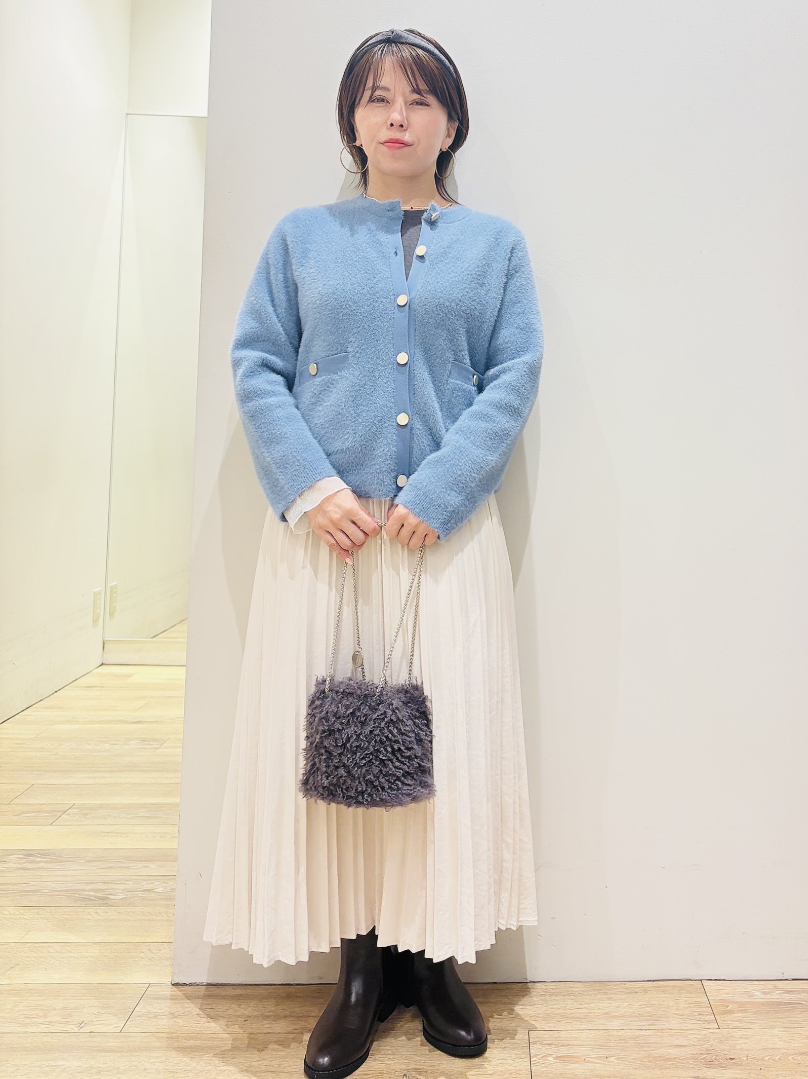 YUKOさんの「index｜フェザーヤーンニットカーディガン【洗濯機OK】」を使ったコーディネート