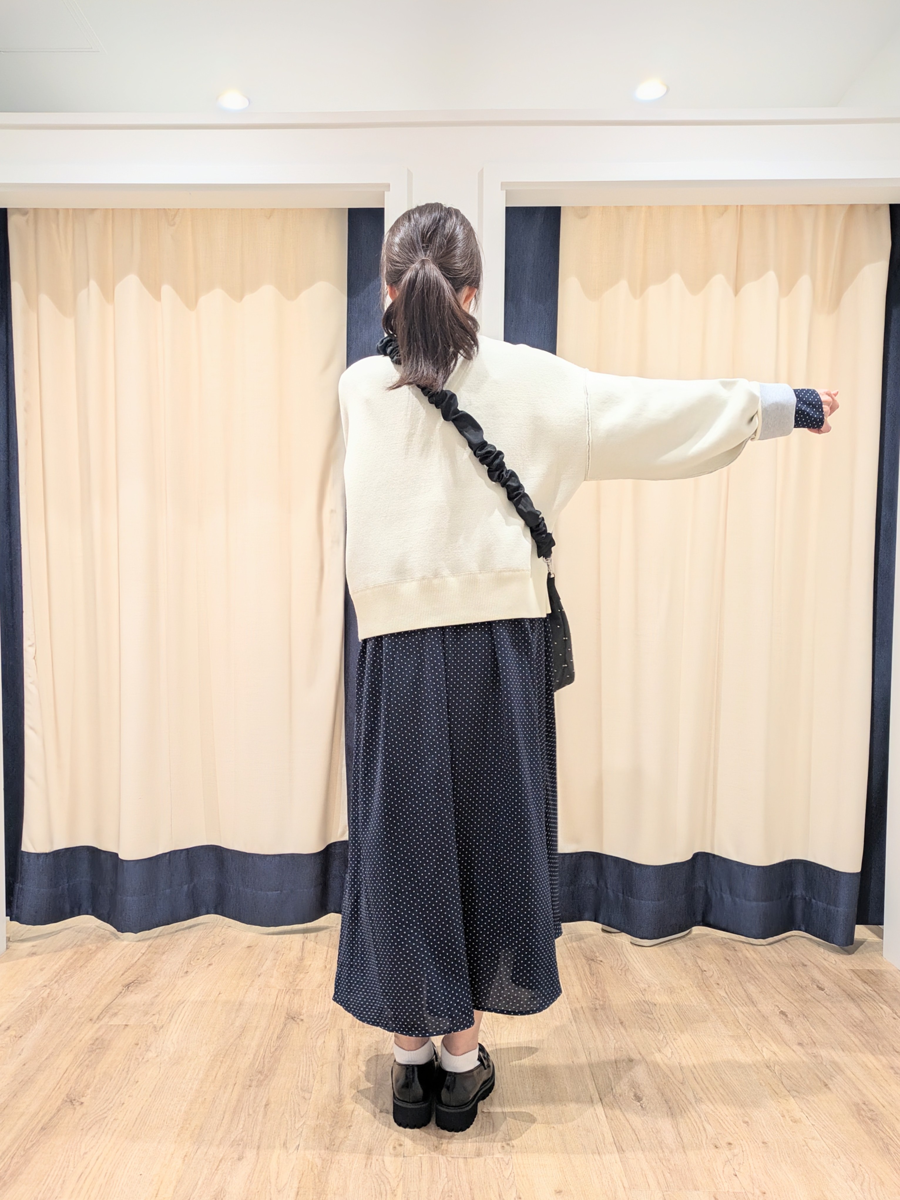 keikoさんの「Dessin｜【洗濯機OK/XS-L】配色リバーシブル コットンジャカード クルーネックニット」を使ったコーディネート