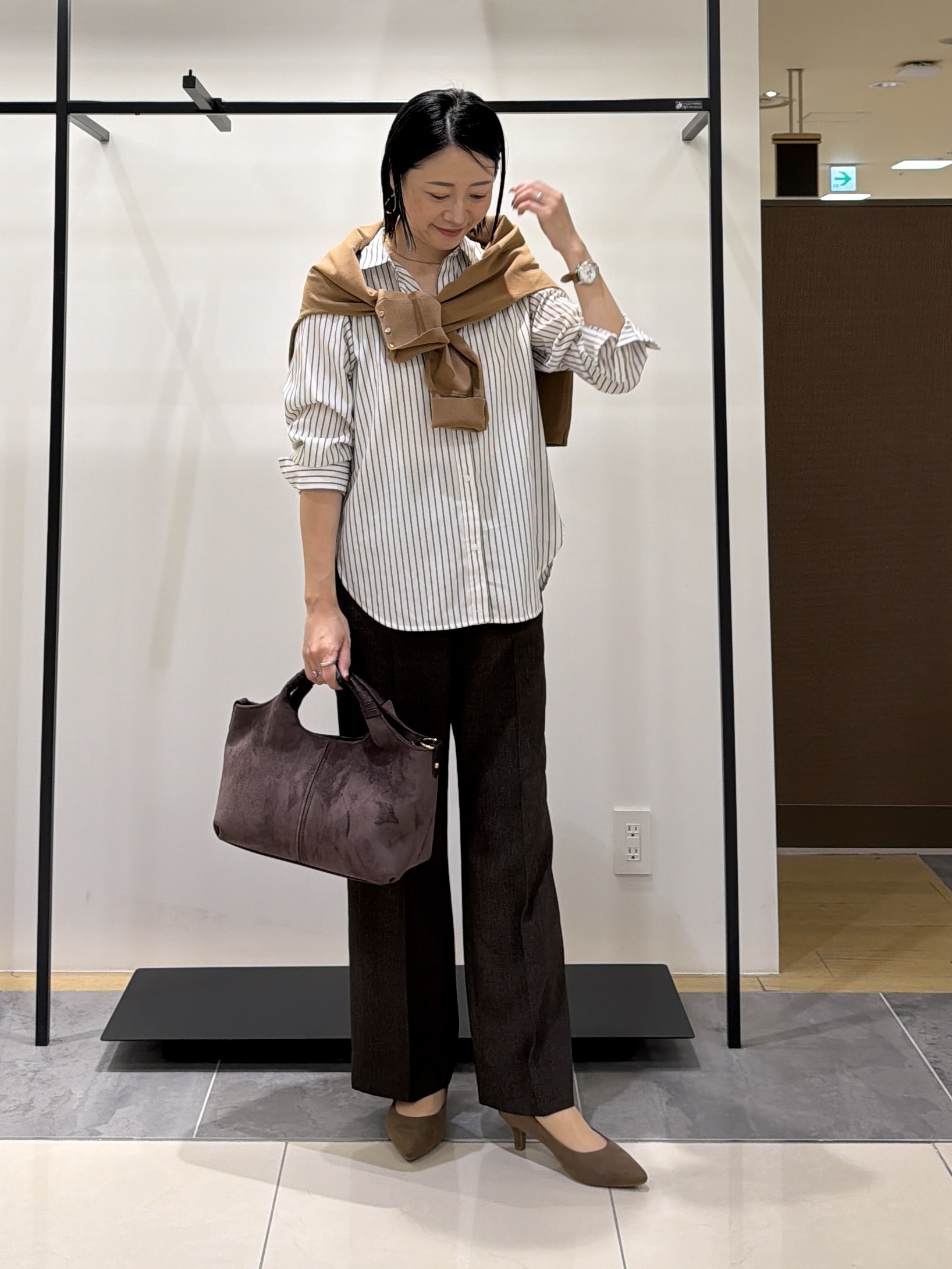 shihoさんの「INDIVI｜【選べる6色／ストレッチ◎】きれいめドルマンスリーブニット」を使ったコーディネート