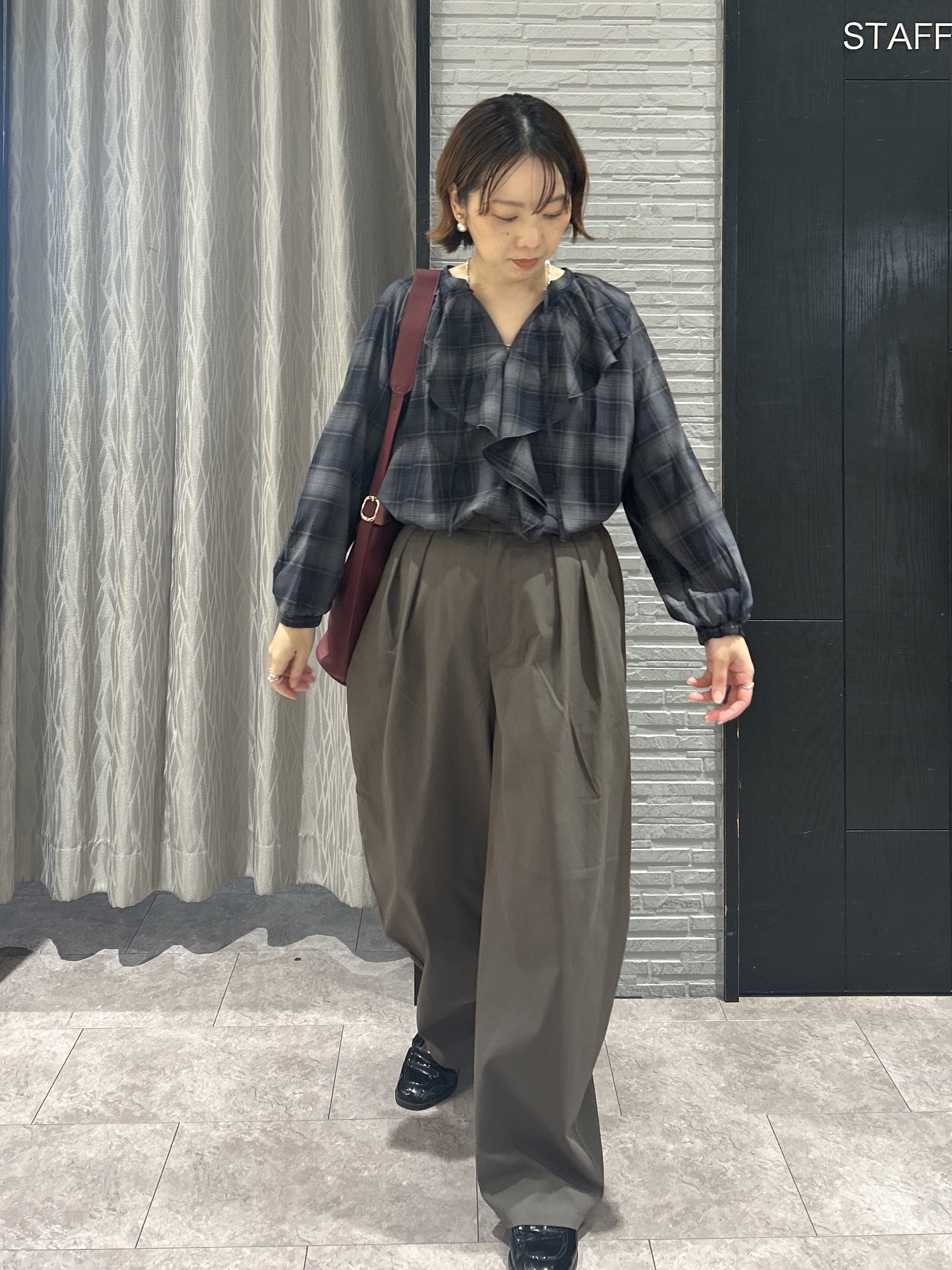ga_riさんの「THE SHOP TK｜ビエラチェックフリルブラウス」を使ったコーディネート
