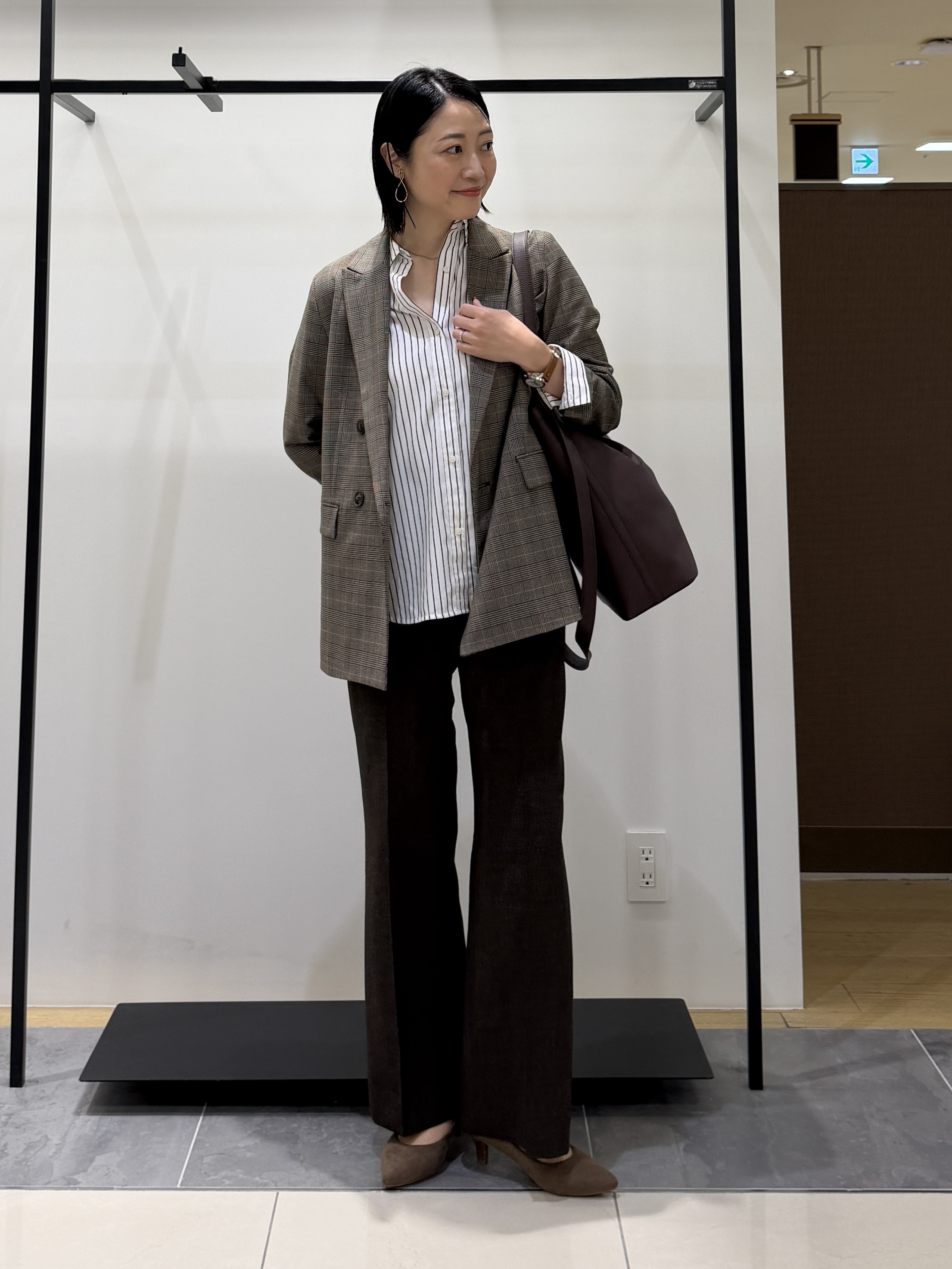 shihoさんの「INDIVI｜【洗濯機OK／ストレッチ◎】秋はじめのダブルジャケット」を使ったコーディネート
