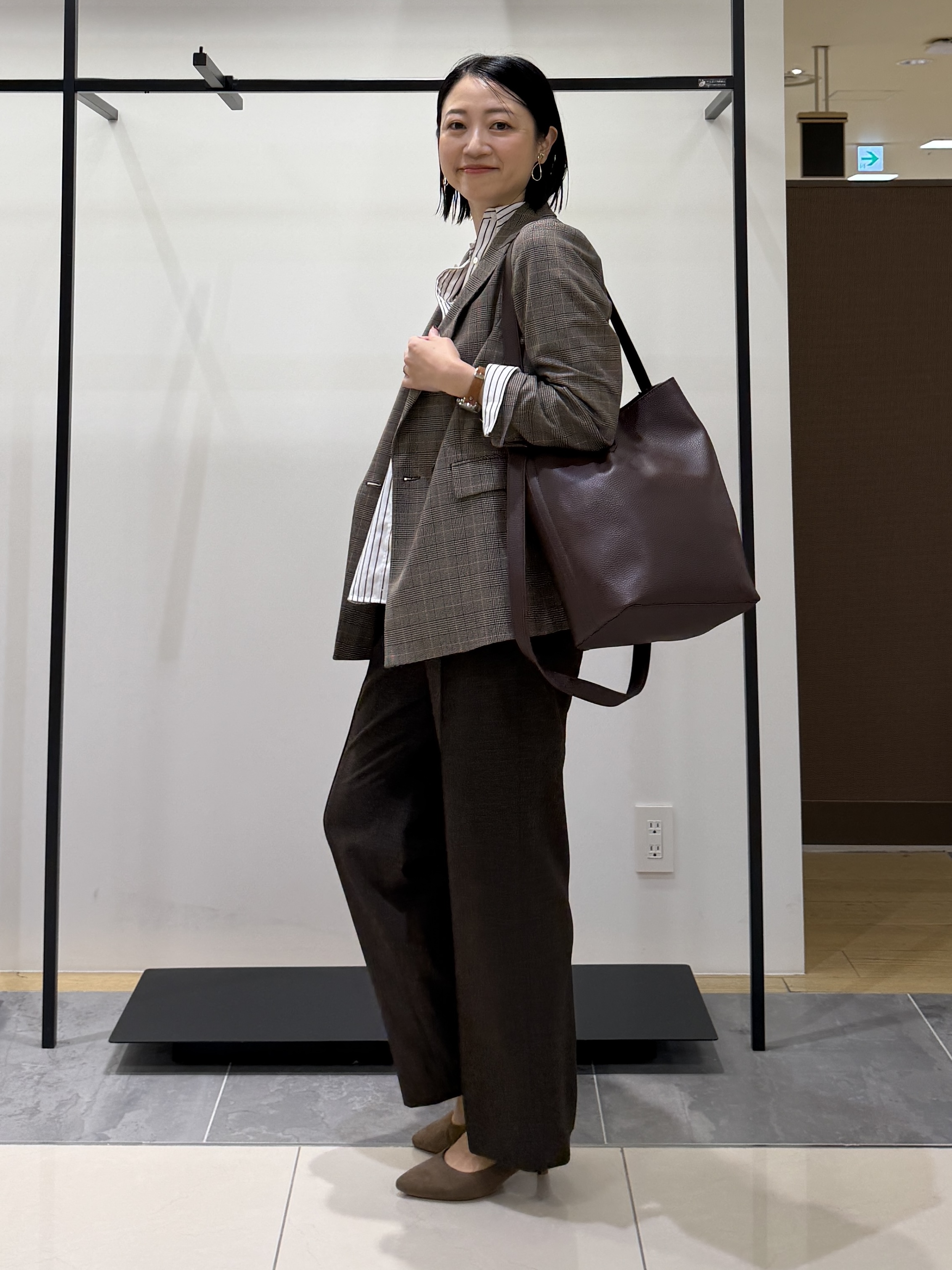shihoさんの「INDIVI｜【洗濯機OK／ストレッチ◎】秋はじめのダブルジャケット」を使ったコーディネート