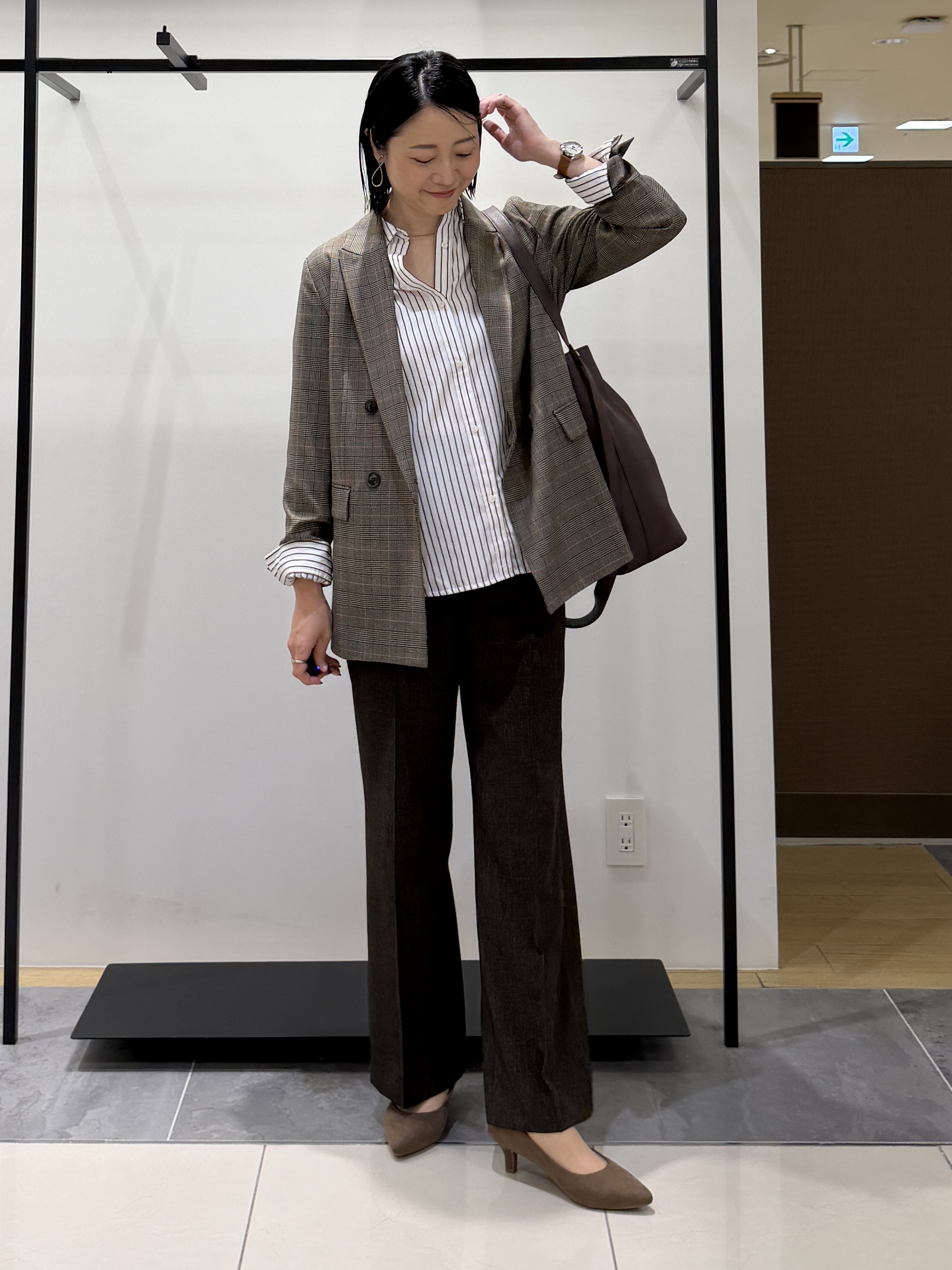 shihoさんの「INDIVI｜【洗濯機OK／ストレッチ◎】秋はじめのダブルジャケット」を使ったコーディネート