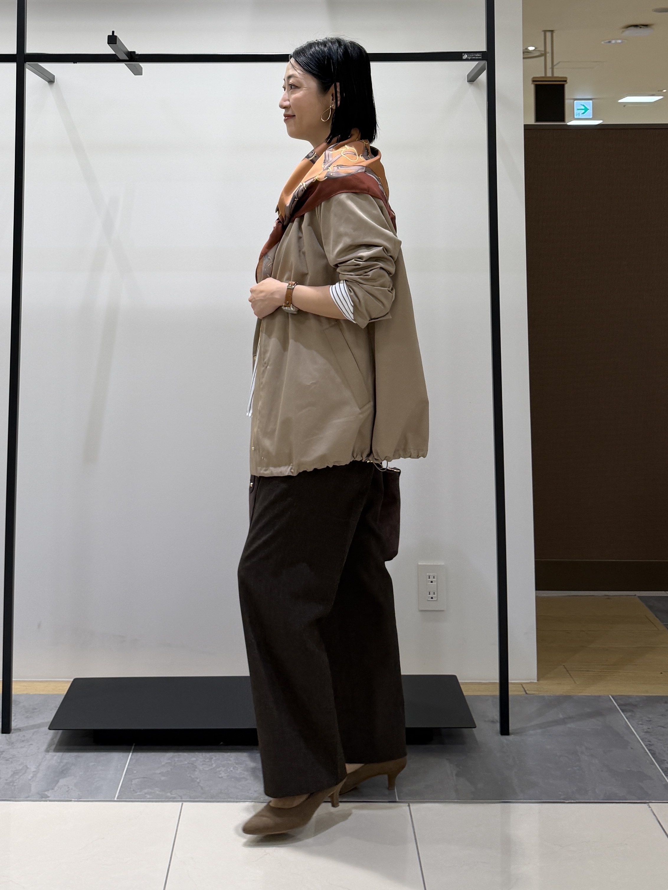 shihoさんの「INDIVI｜【撥水／UVケア】スタンドカラーブルゾン」を使ったコーディネート