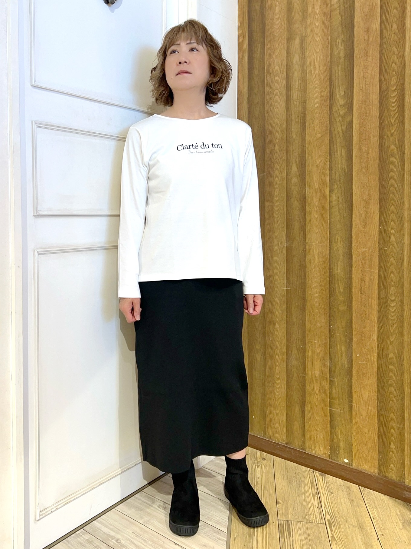 yuriyuriさんの「SHOO･LA･RUE｜【S-LL/洗濯機可】デニム／チェック切替でこなれ見え 金ボタンニットカーディガン」を使ったコーディネート