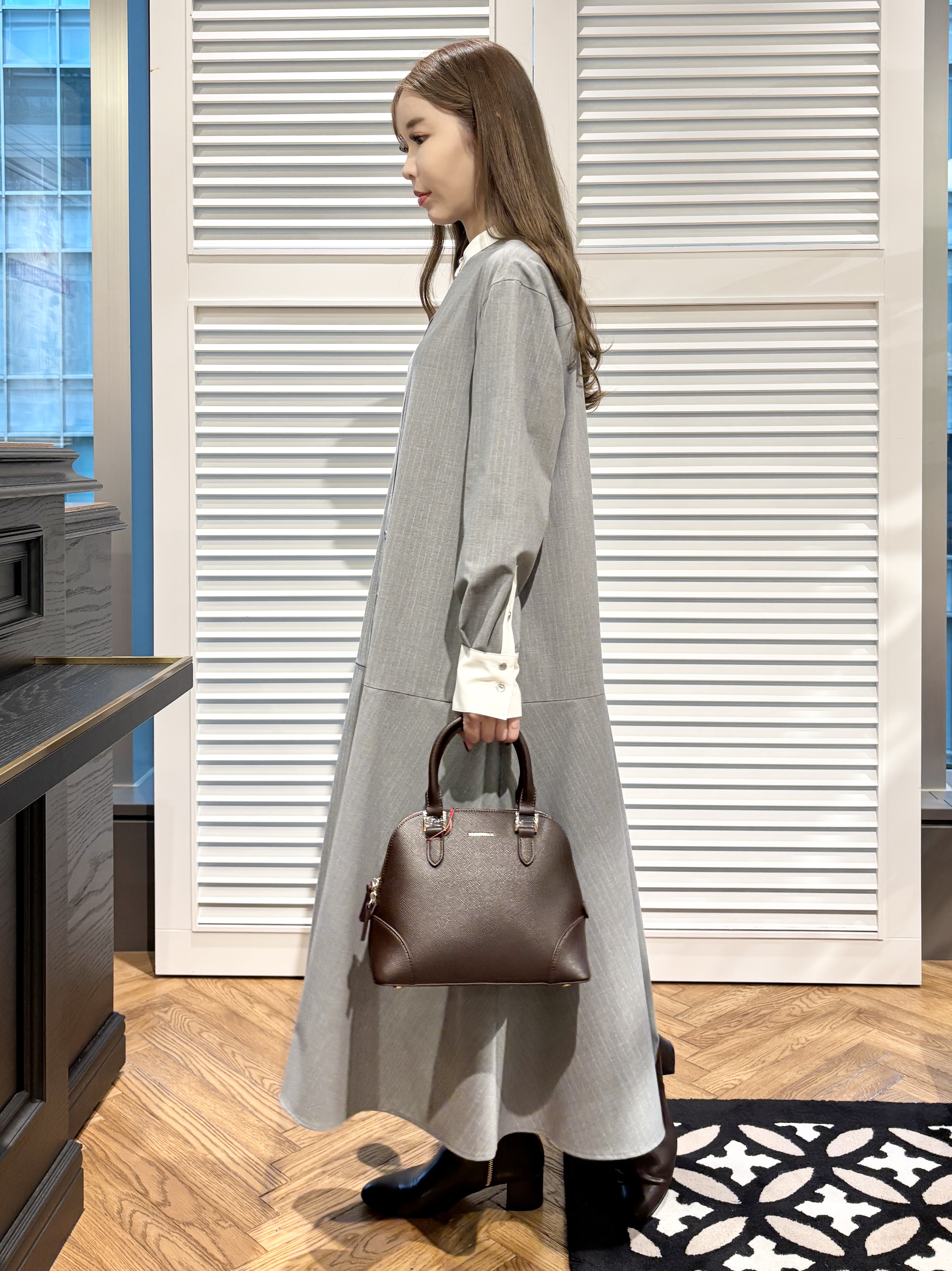 清水夏姫さんの「DRESSTERIOR｜ウォッシャブルストライプシャツワンピース」を使ったコーディネート