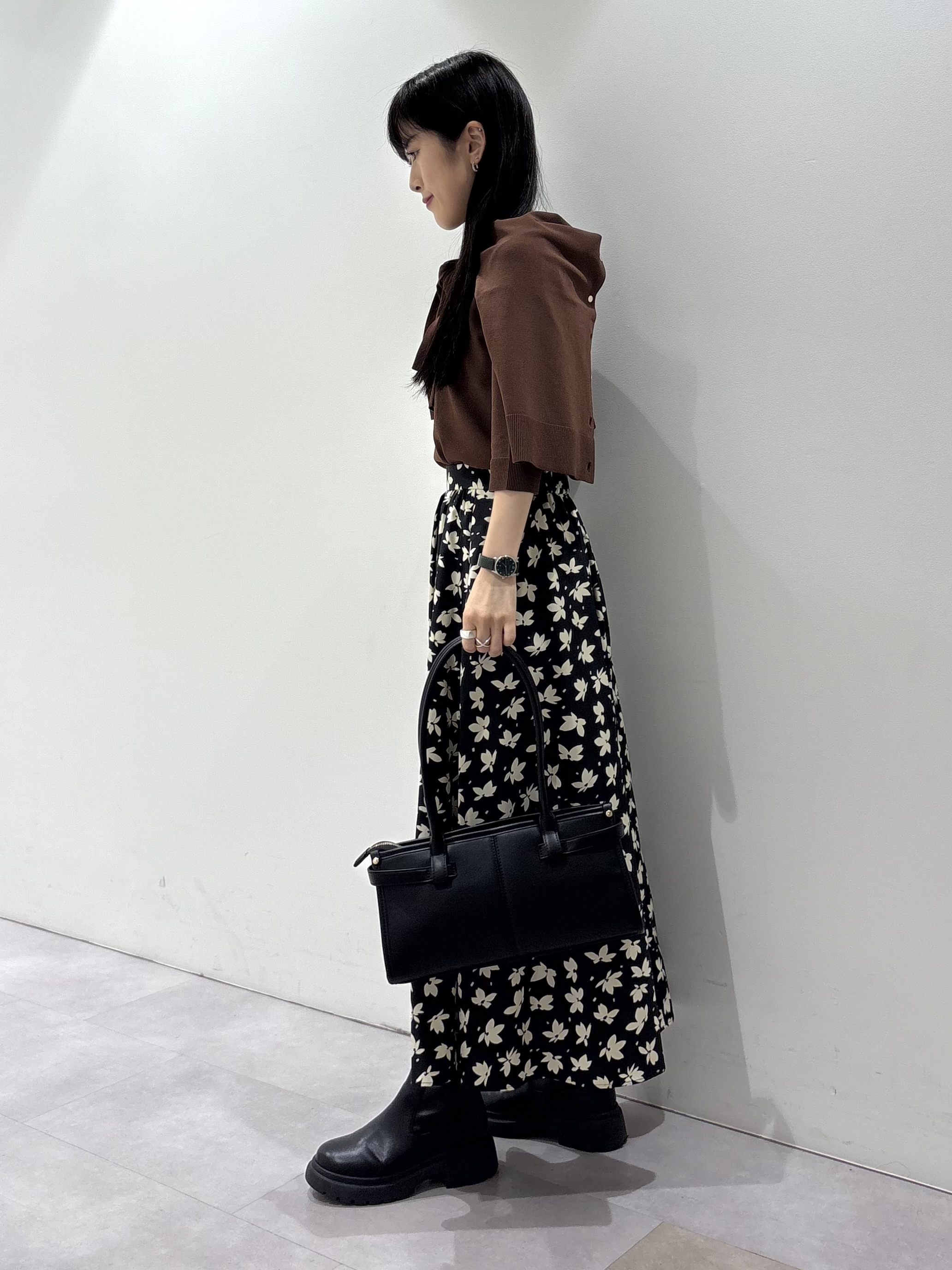 KEIKOさんの「INDIVI｜【2点セット】5分袖ニット＆カーディガン きれいめアンサンブルニット」を使ったコーディネート