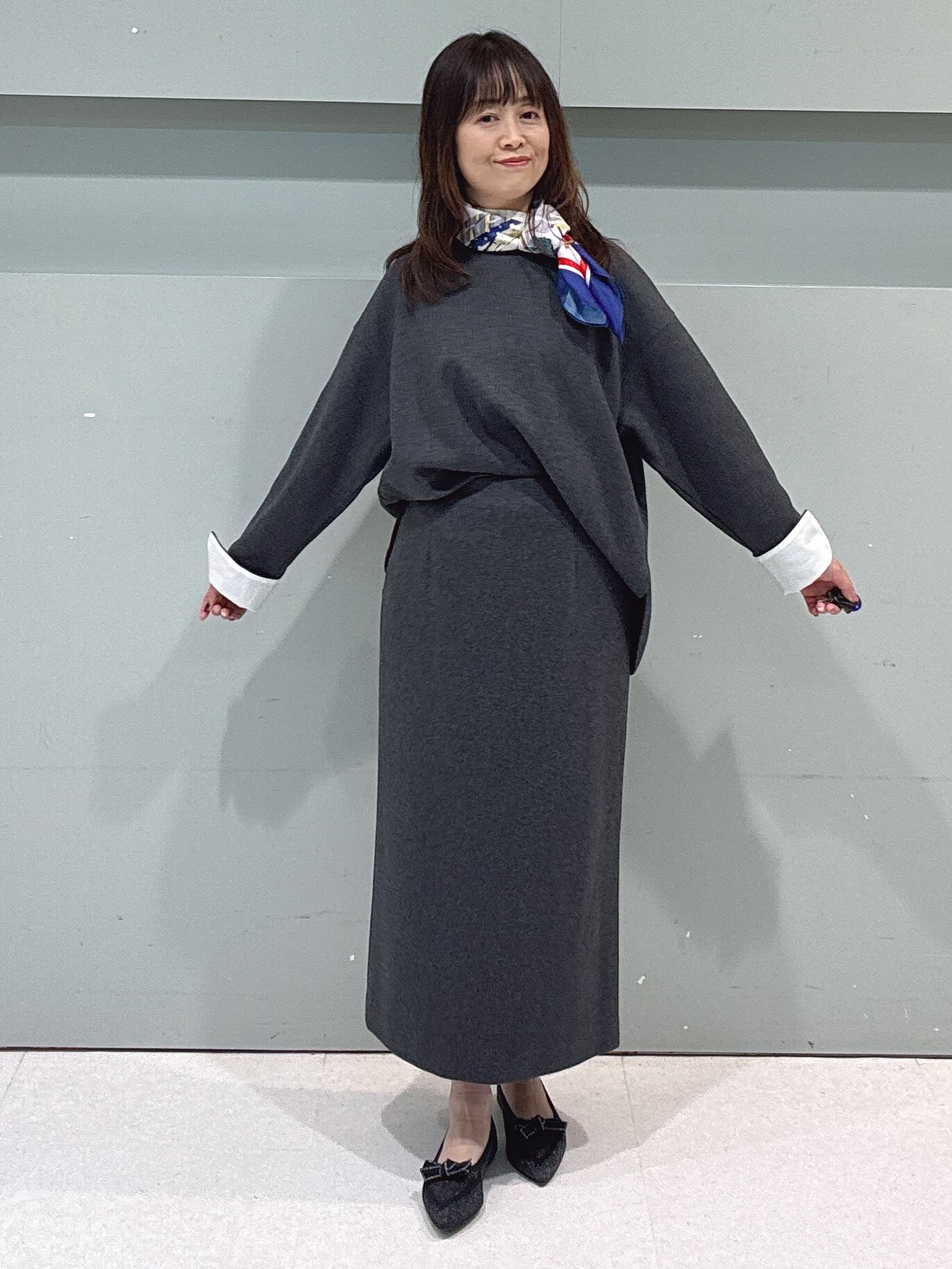 makiさんの「UNTITLED｜【セットアップ可/スウェットライク】袖口シャツドッキングプルオーバー」を使ったコーディネート