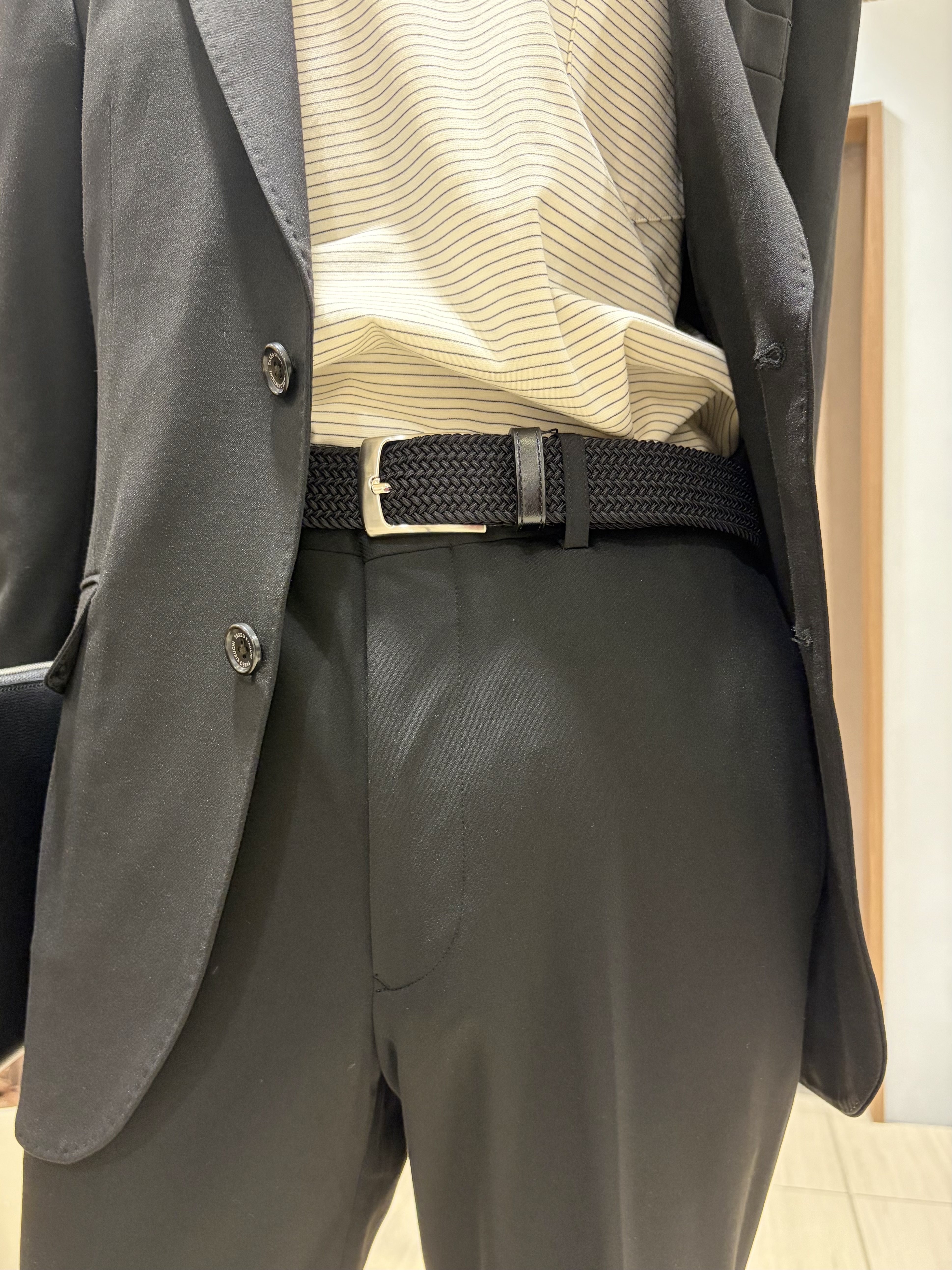 hiroさんの「TAKEO KIKUCHI｜【BOWLER HAT LABEL】CARREMANツイルジャージ　ジャケット」を使ったコーディネート