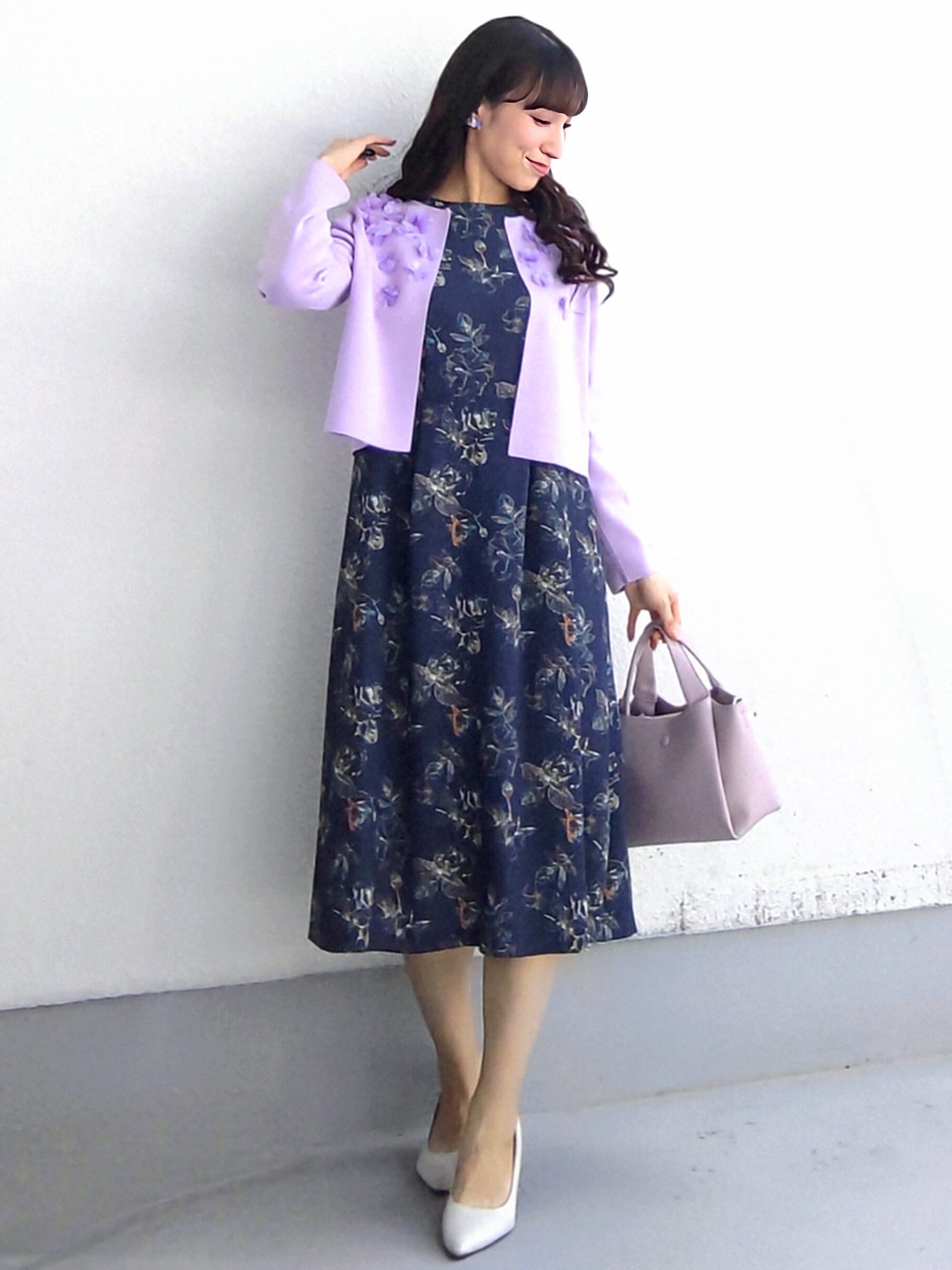 keinaさんの「SunaUna｜【手洗い可】花モチーフ付カーディガン」を使ったコーディネート