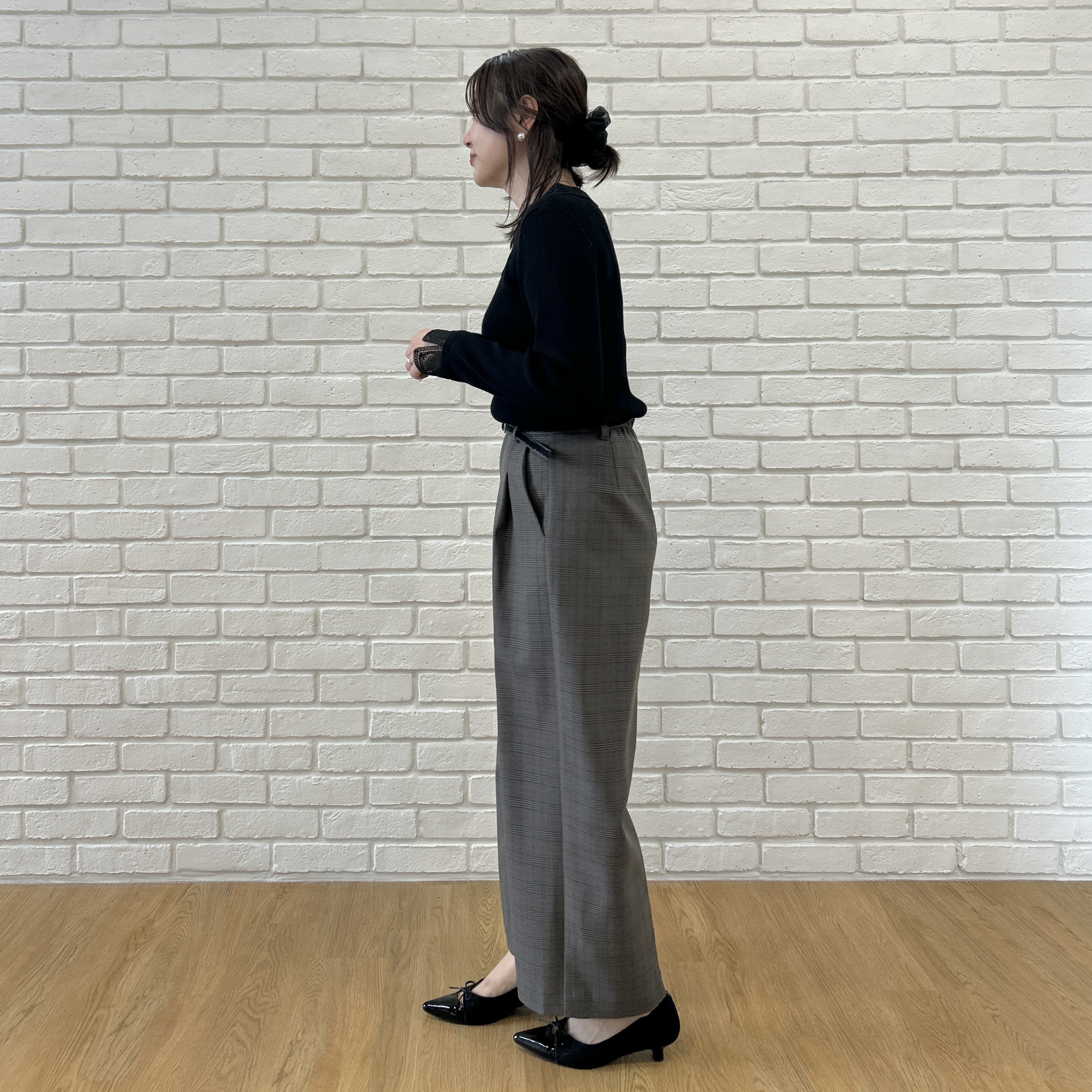 shinoさんの「Couture brooch｜【毛玉になりにくい・イージーケア・セットアップ可】レースベルト付き ワイドパンツ」を使ったコーディネート