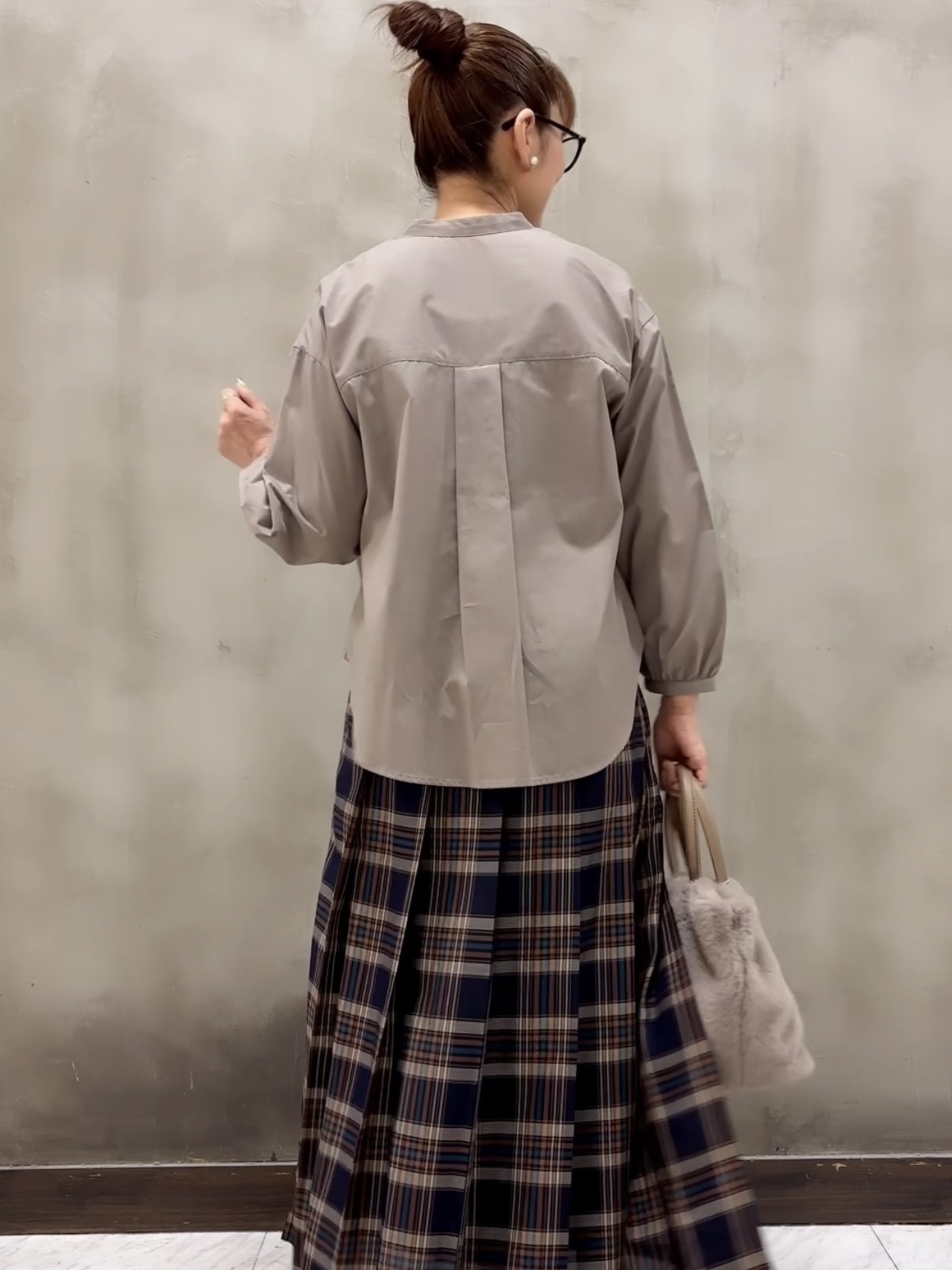 Yasucoさんの「Dessin｜【洗える/7色展開/XS-L】フロントフリルブラウス」を使ったコーディネート