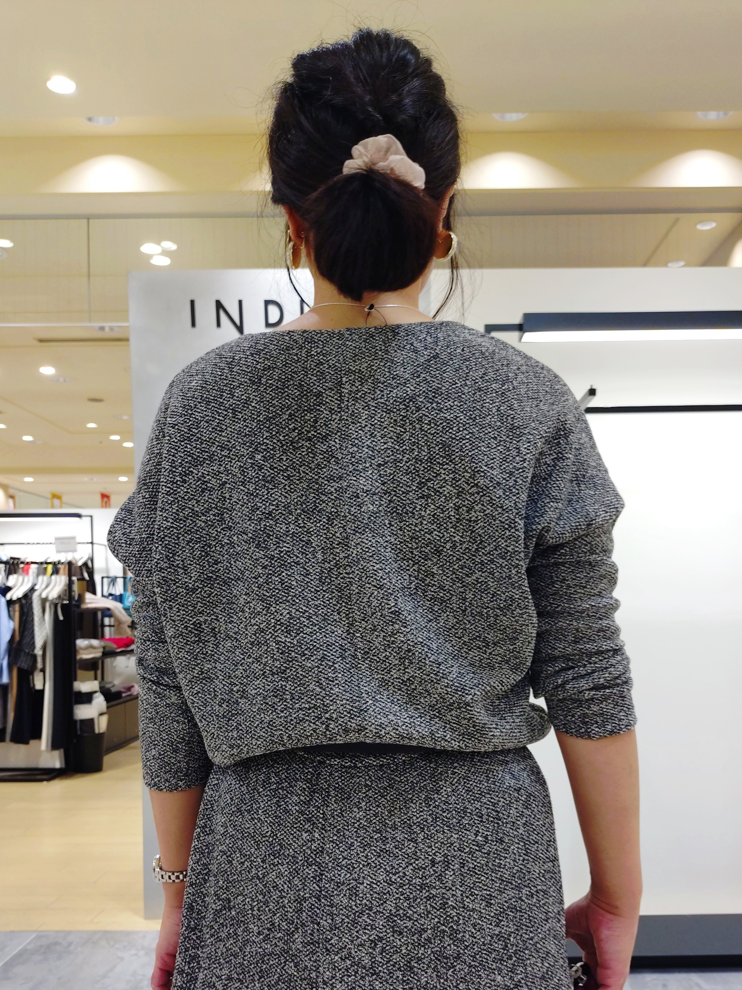 TOMOMIさんの「INDIVI｜【長さ調整自由】ナロータイネックレス」を使ったコーディネート