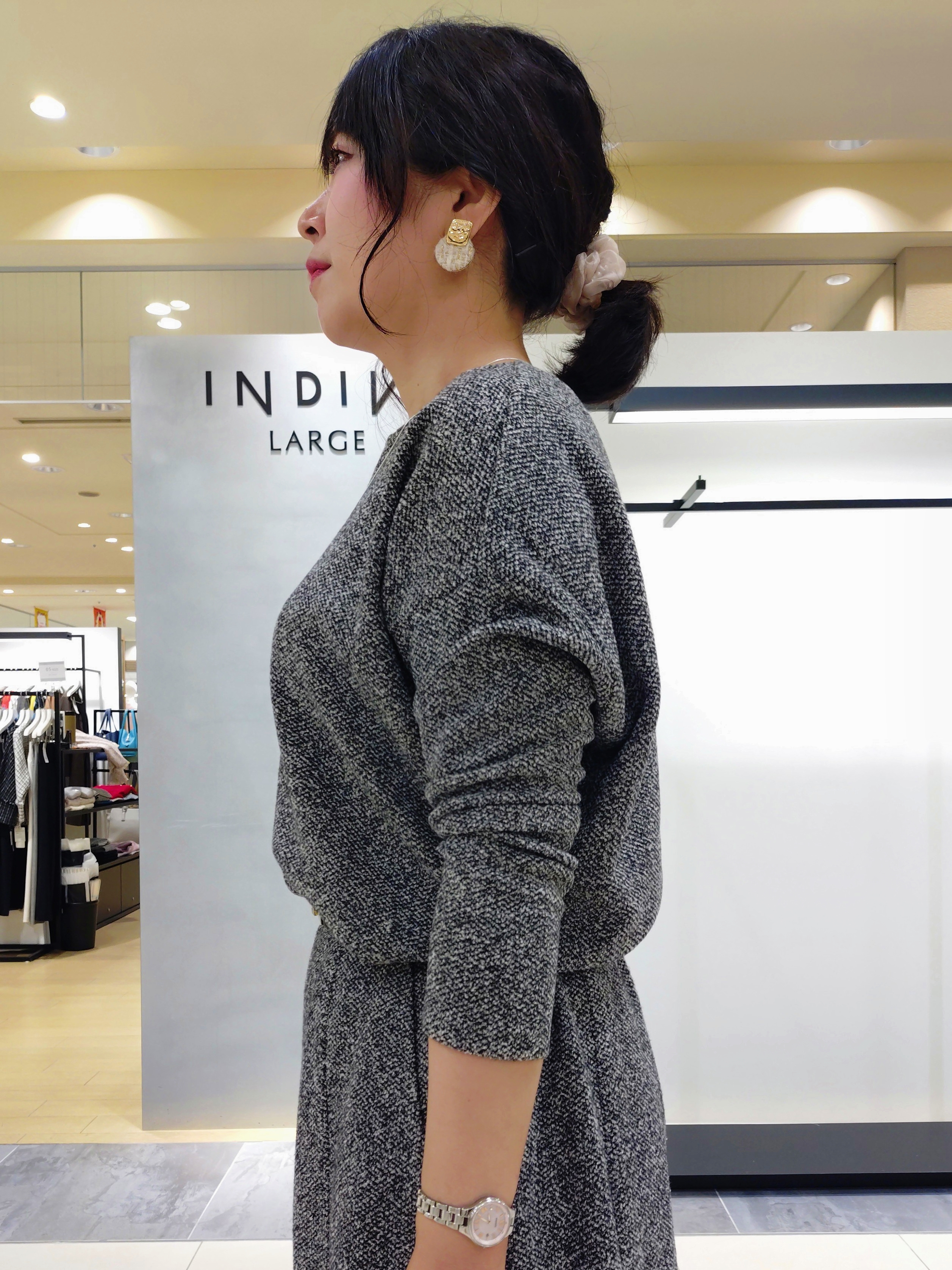 TOMOMIさんの「INDIVI｜【長さ調整自由】ナロータイネックレス」を使ったコーディネート