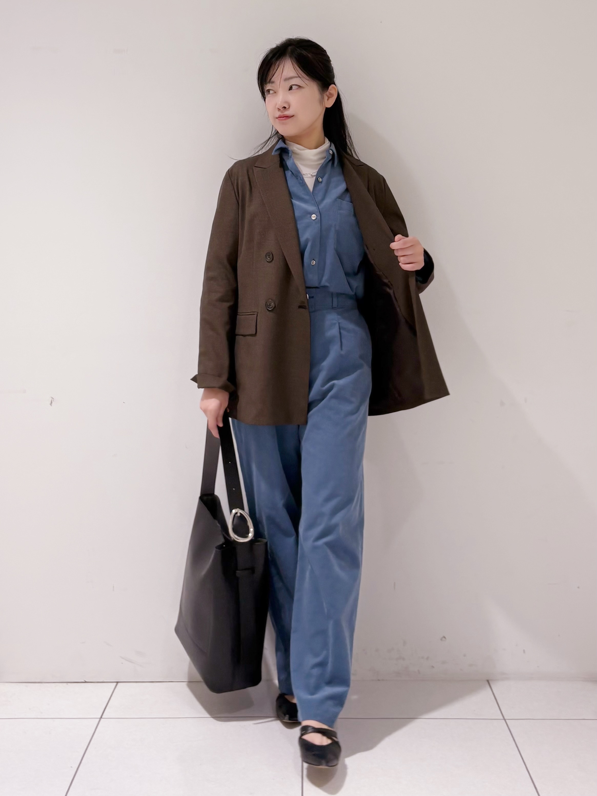 momokoさんの「INDIVI｜【洗濯機OK／ストレッチ◎】秋はじめのダブルジャケット」を使ったコーディネート