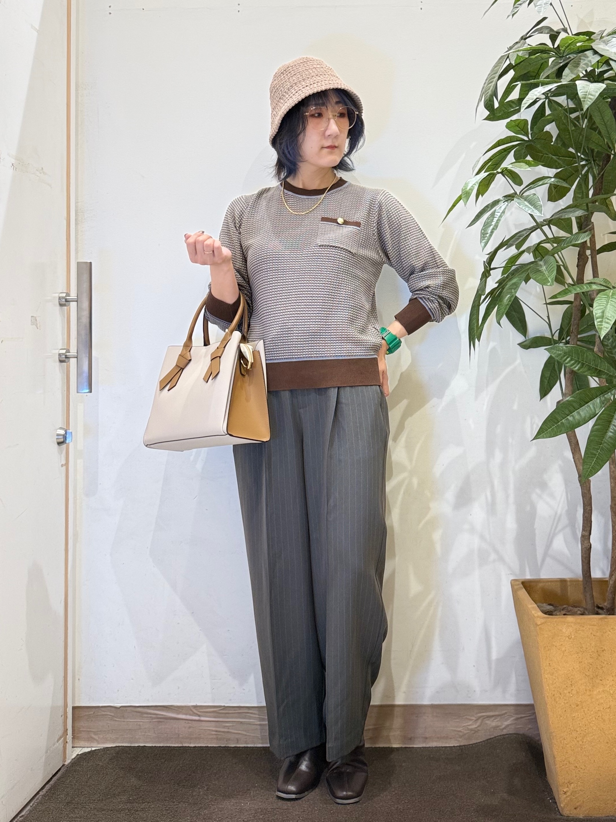 misakiさんの「SHOO･LA･RUE｜【S-LL/洗濯機可】1枚でサマになる カノコ編み配色クルーネックニット」を使ったコーディネート