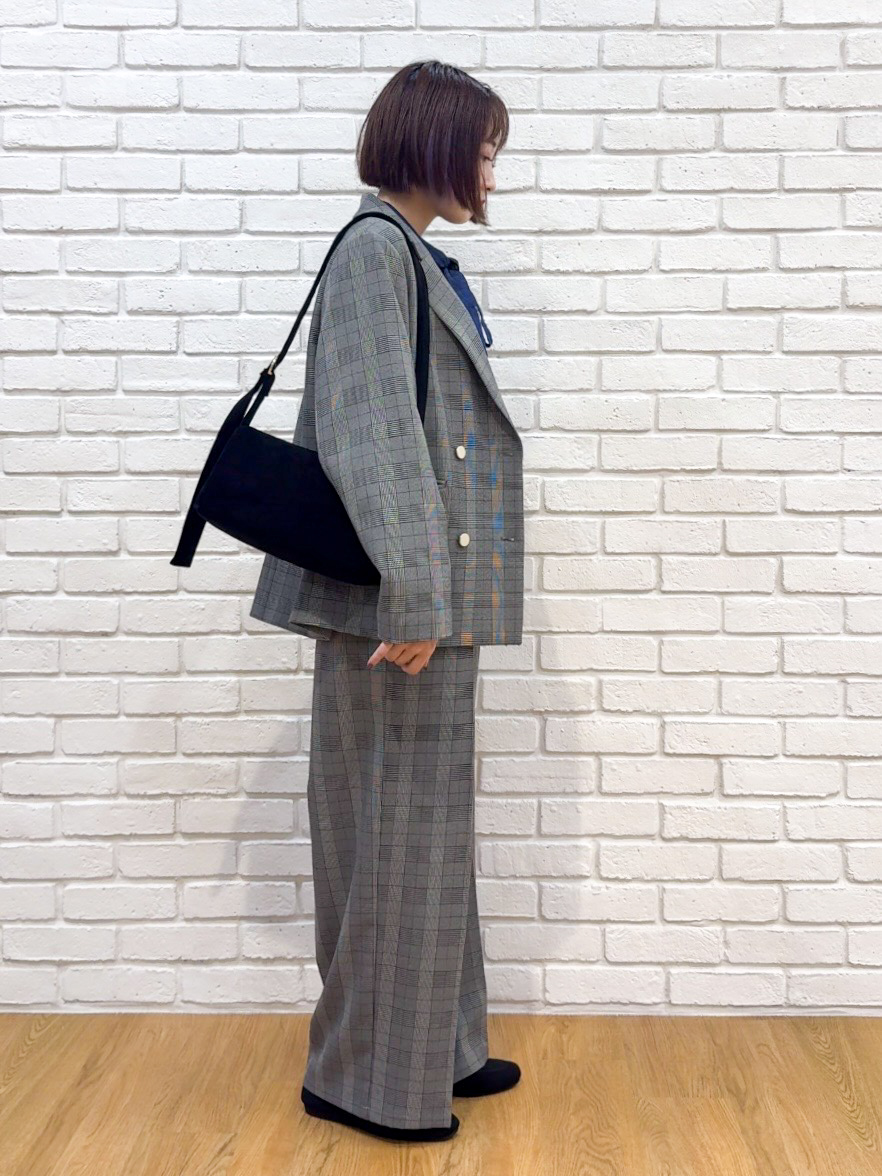 𝐜𝐡𝐢𝐤𝐚さんの「SHOO･LA･RUE｜【S-LL/洗濯機可】華やぐデニムボウタイリボンシャツ」を使ったコーディネート